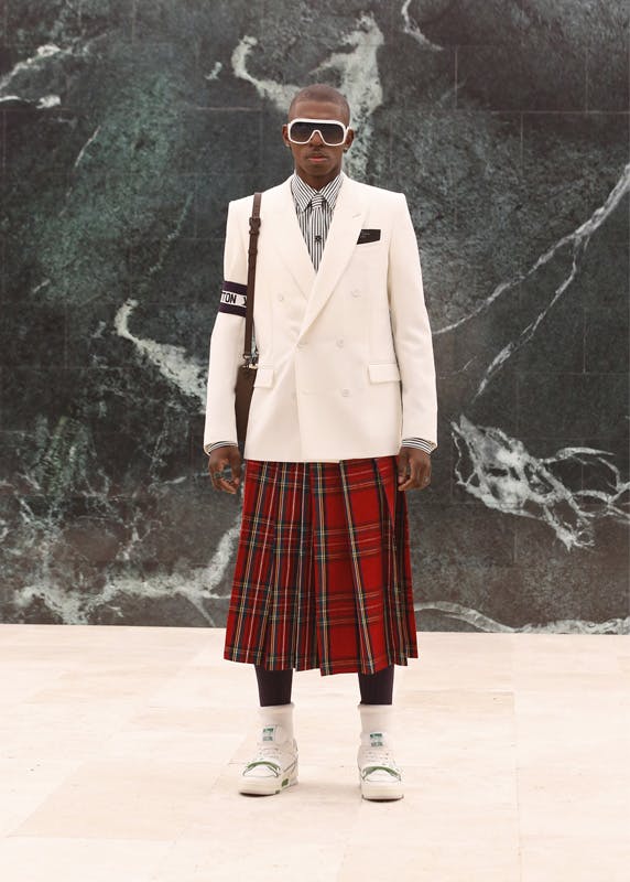 Louis Vuitton's Fall 2021 Men's Collection Looks to James Baldwin for  Inspiration - Fashionista