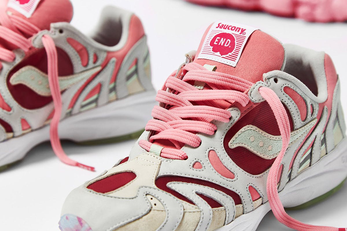 END. X SAUCONY AZURA 2000 'THE BRAIN'