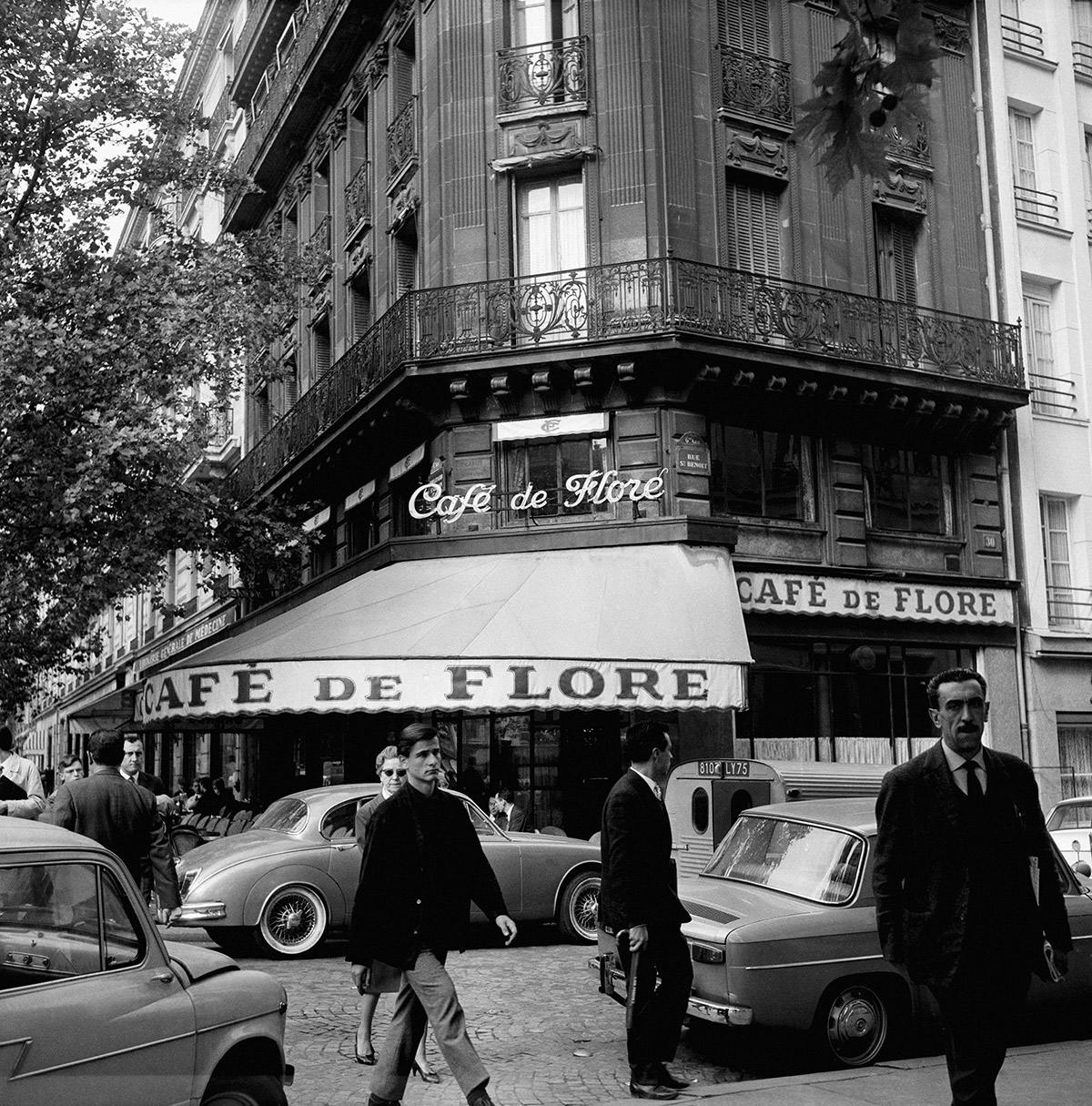 Fashion Insiders On Why Café de Flore Is a Fashion Week Landmark