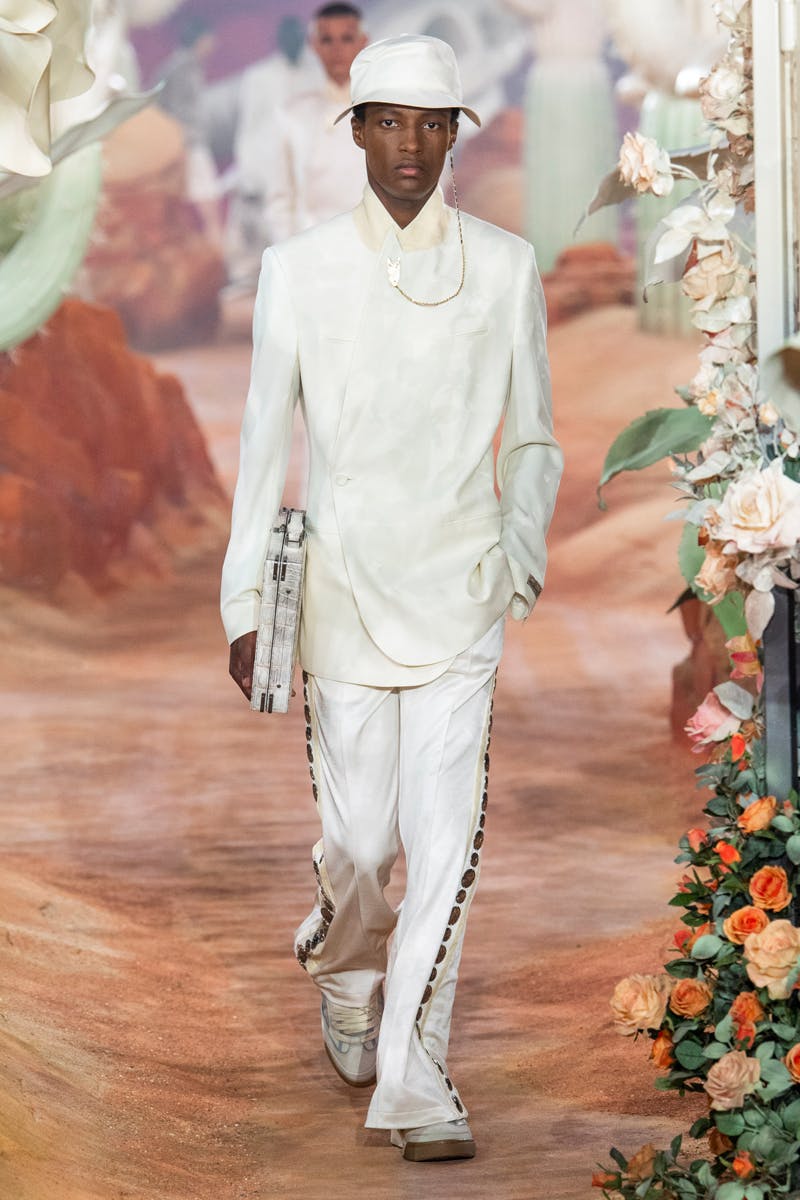 Louis Vuitton SS20 Menswear  Crochet fashion, Knit fashion