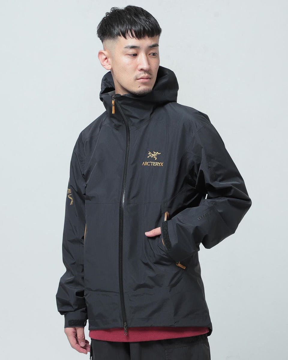 beams arcteryx fall winter 2021 fw21 black gold zeta sl atom ar hoody jacket mantis 1 2 bag collaboration collection