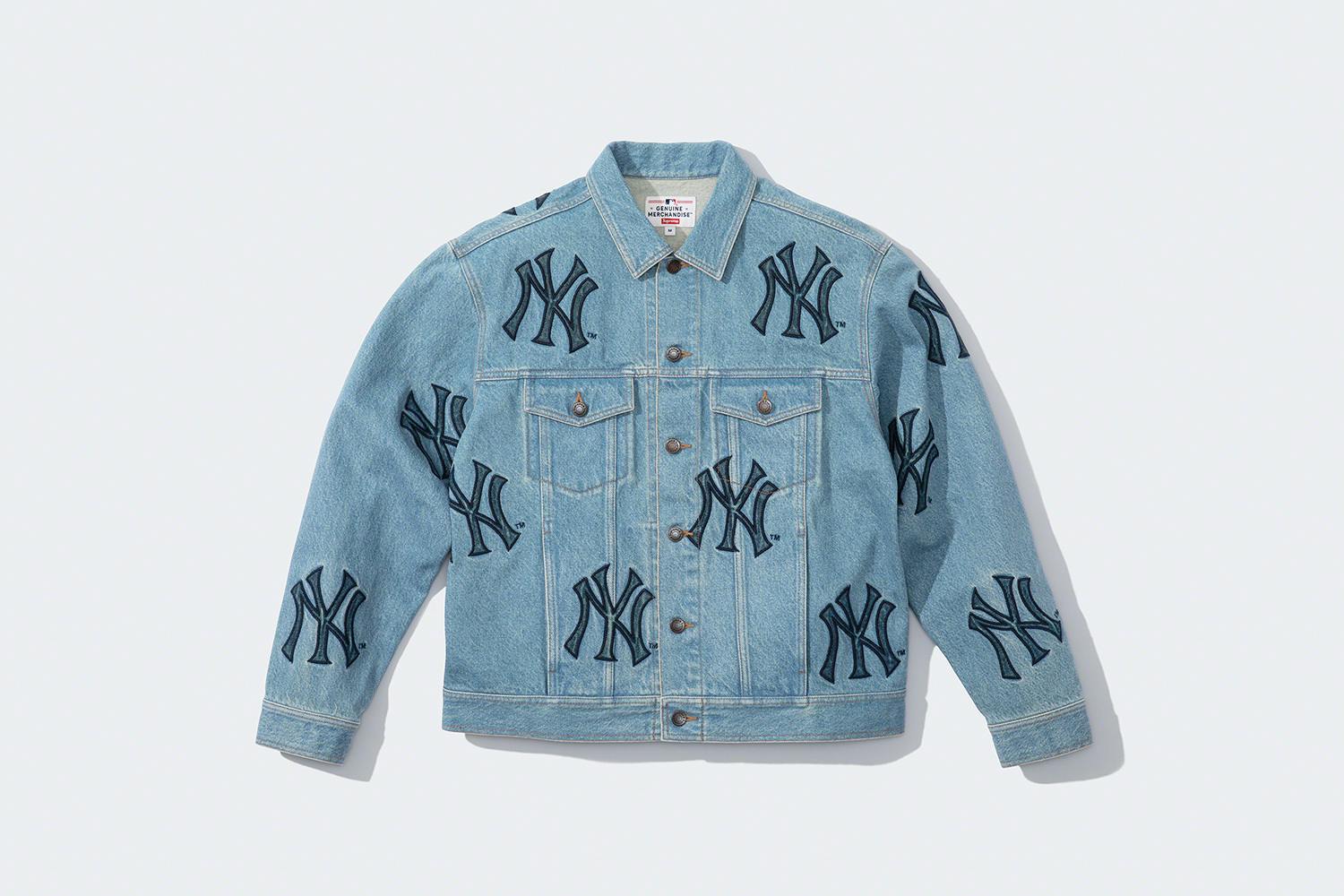 Supreme®/New York Yankees™ Denim Trucker Jacket - Fall/Winter 2021