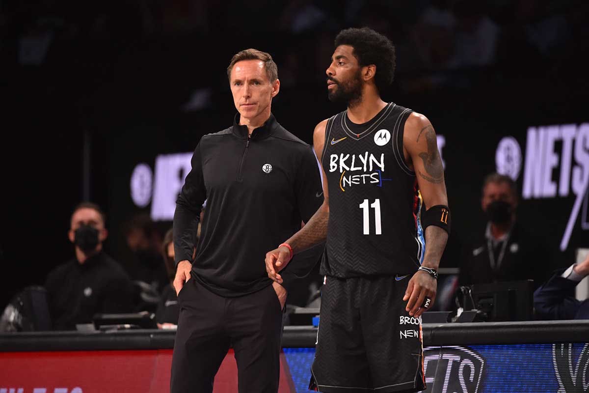 nba coach uniform