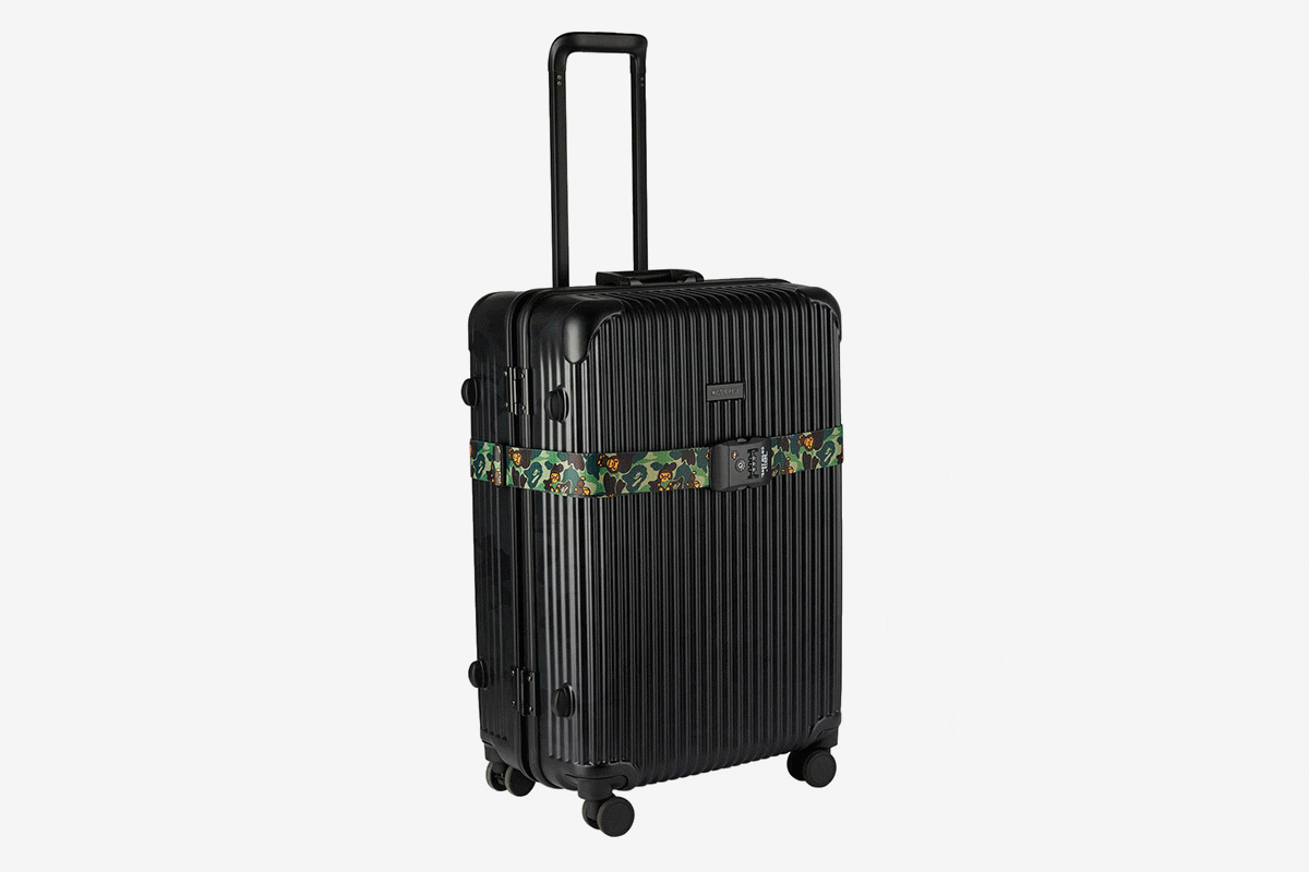 luxury travel essentials