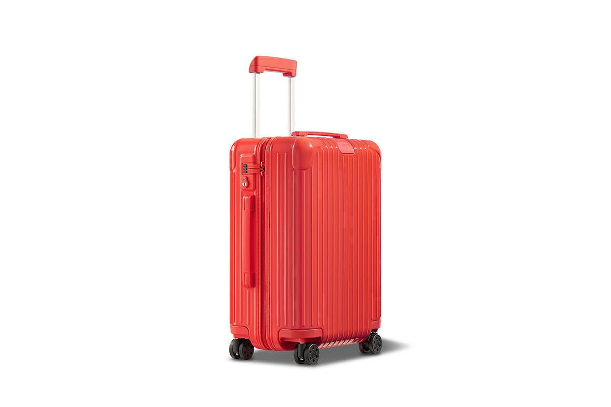 Azur Flamingo Campaign (Rimowa)