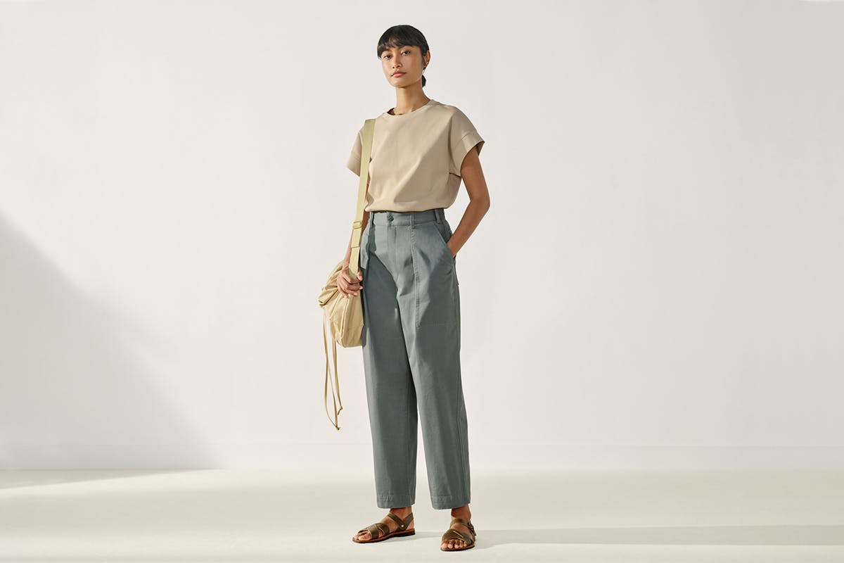 uniqlo u spring summer 2022 ss22 collection collab release date info buy cristophe lemaire menswear womenswear drop list price colorway tee shirt pants jacket shirt store list january 2022