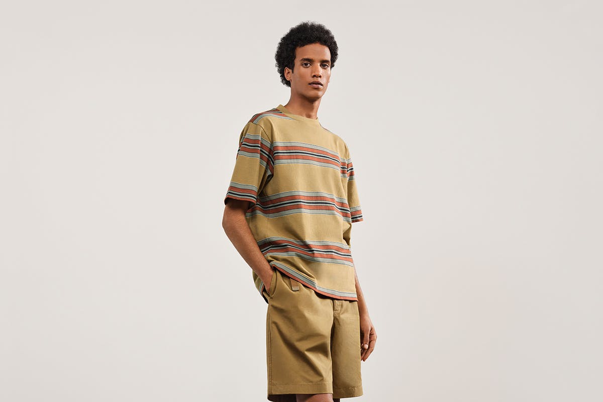 uniqlo u spring summer 2022 ss22 collection collab release date info buy cristophe lemaire menswear womenswear drop list price colorway tee shirt pants jacket shirt store list january 2022