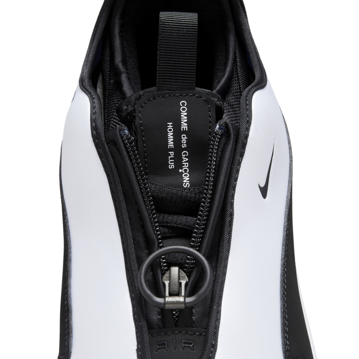 COMME des GARÇONS x Nike Air Max Sunder Collab Release Details