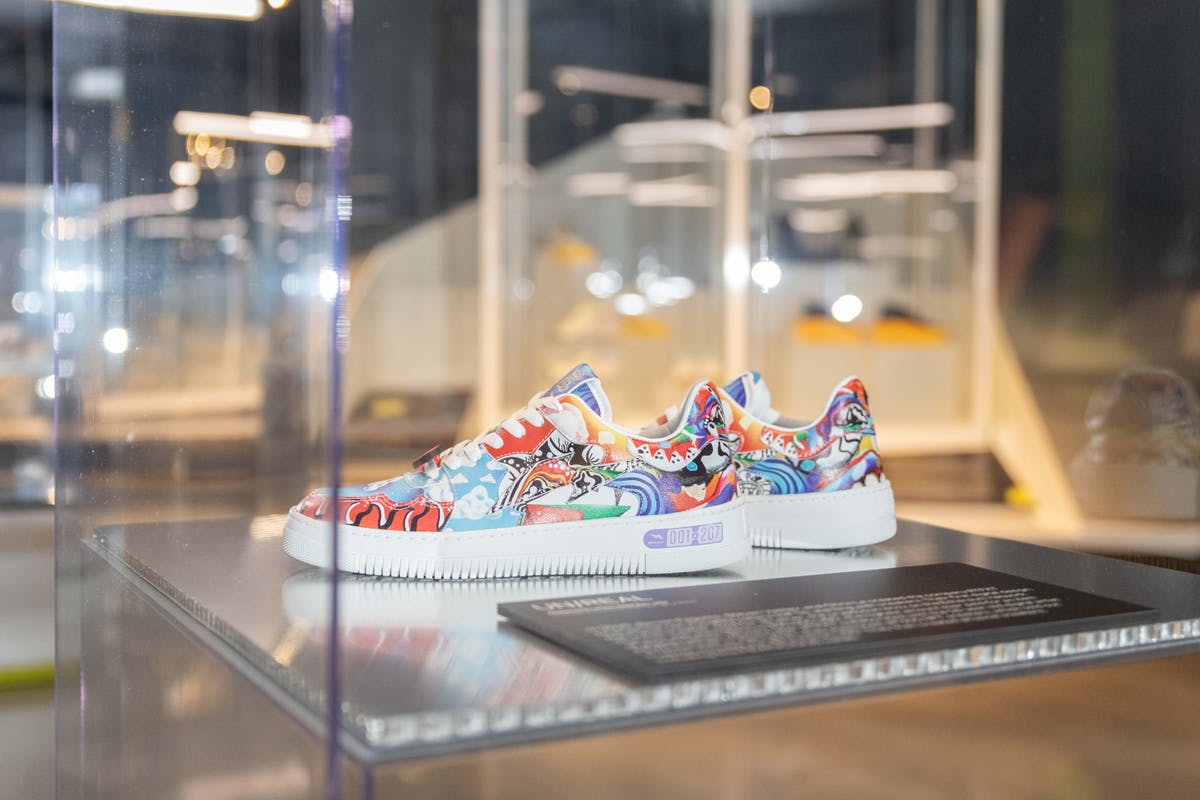 Future Now: Virtual Sneakers to Cutting-Edge Kicks - Rizzoli New York