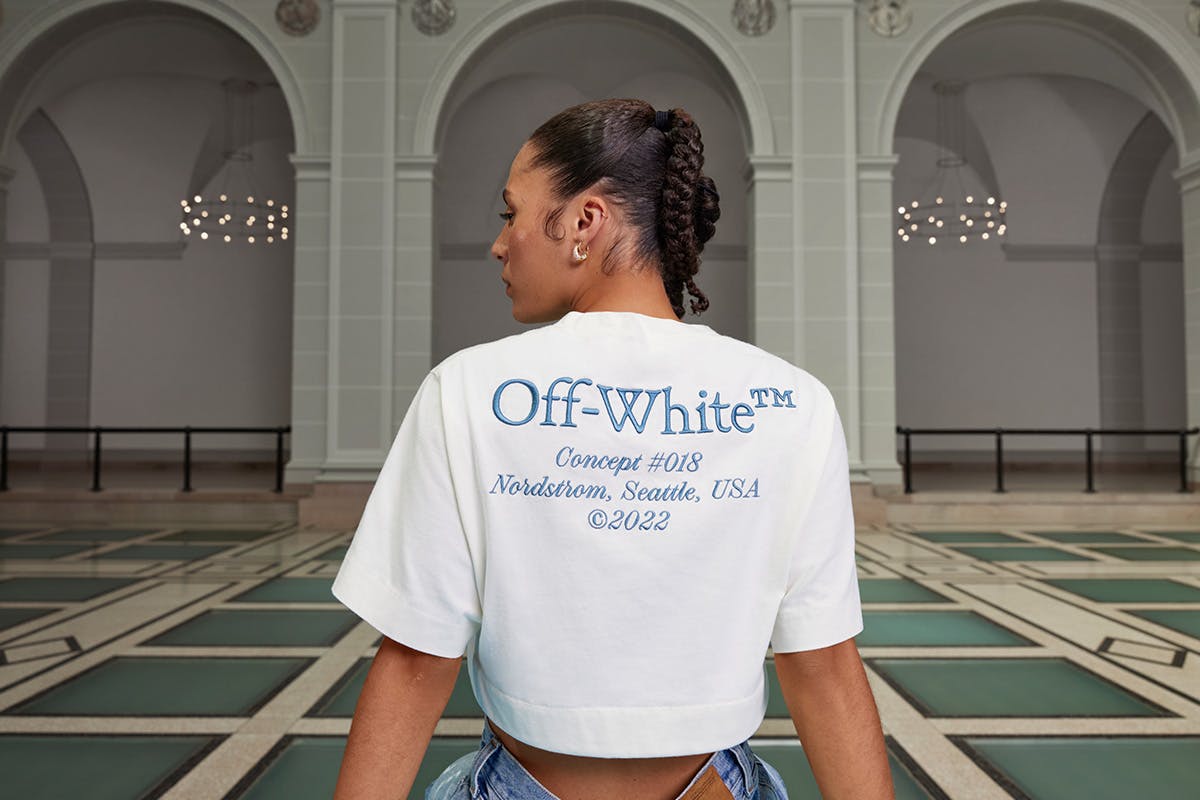 Off-White c/o Virgil Abloh White T-shirt With Graffiti Logo Womens in Blue