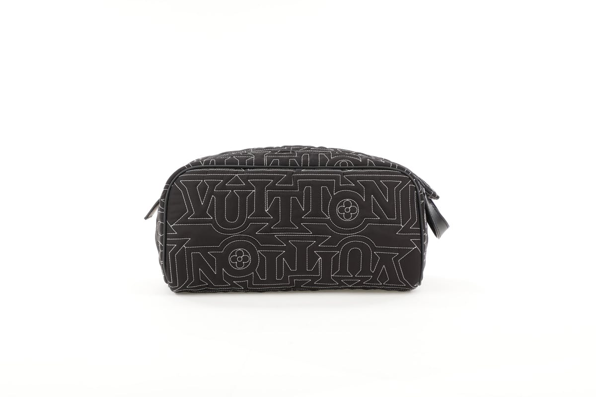 Shop Louis Vuitton 2023 Cruise Louis Vuitton ☆M77990 ☆LV SNOW BEANIE by  aamitene