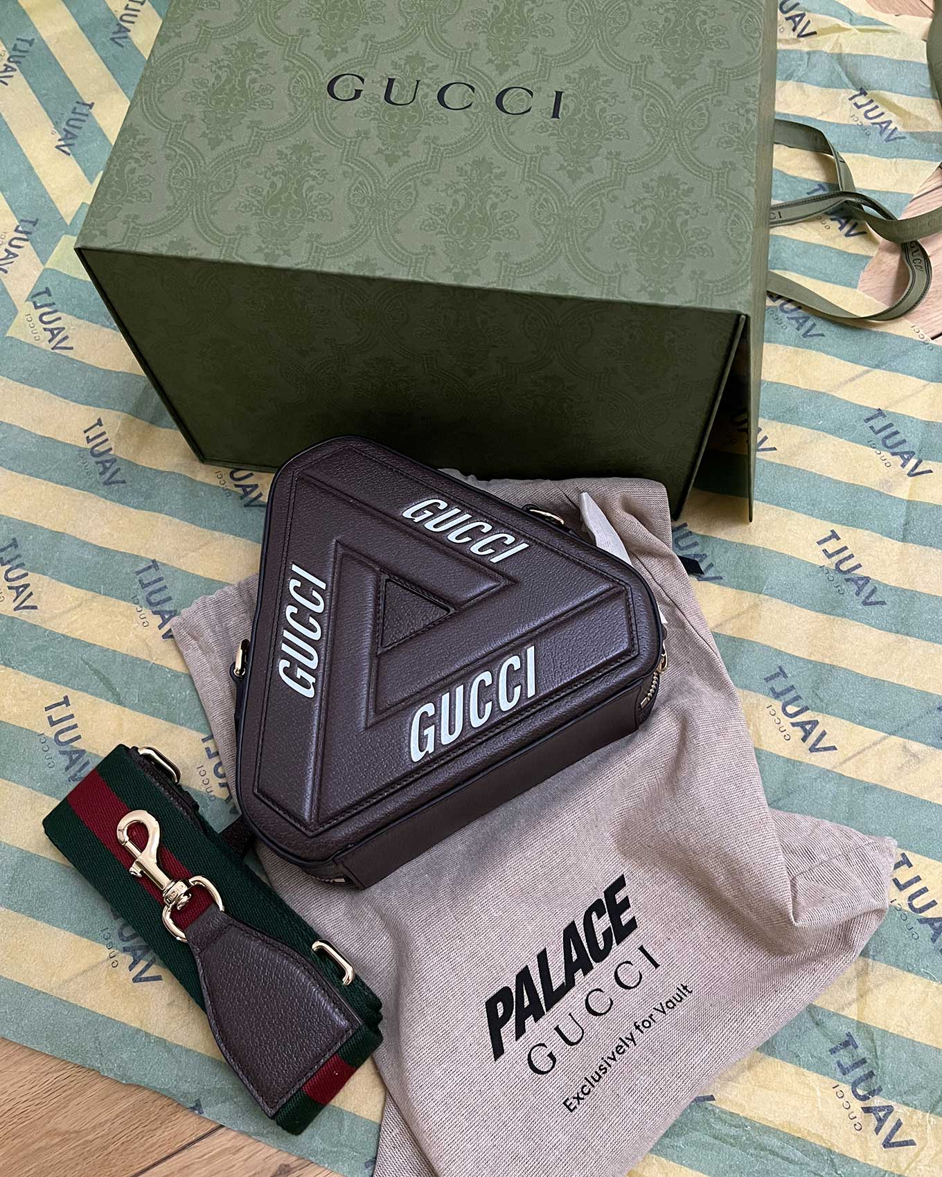 palace gucci bag
