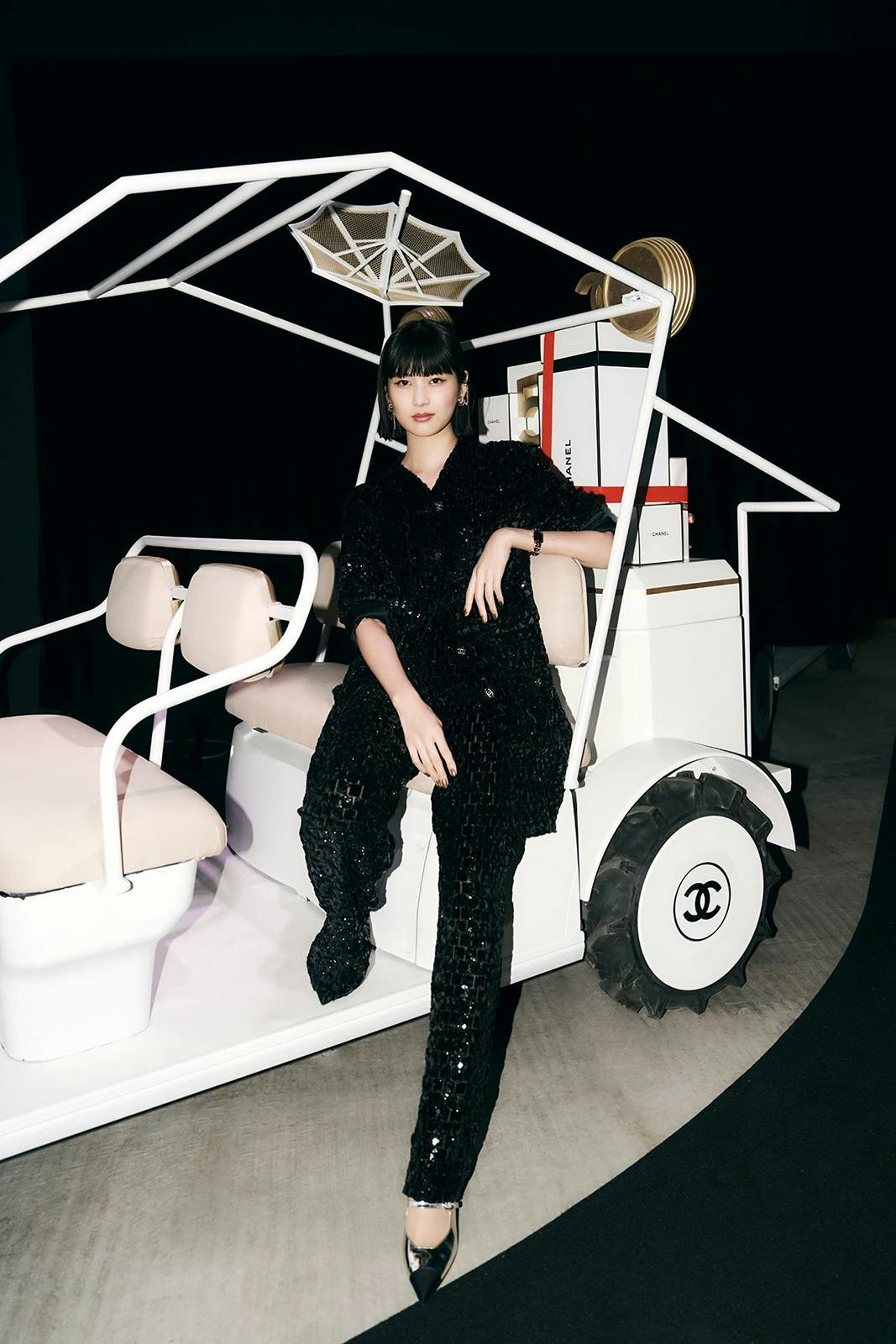 Chanel Erects Space Station Pop-up to Promote N°5 Perfume