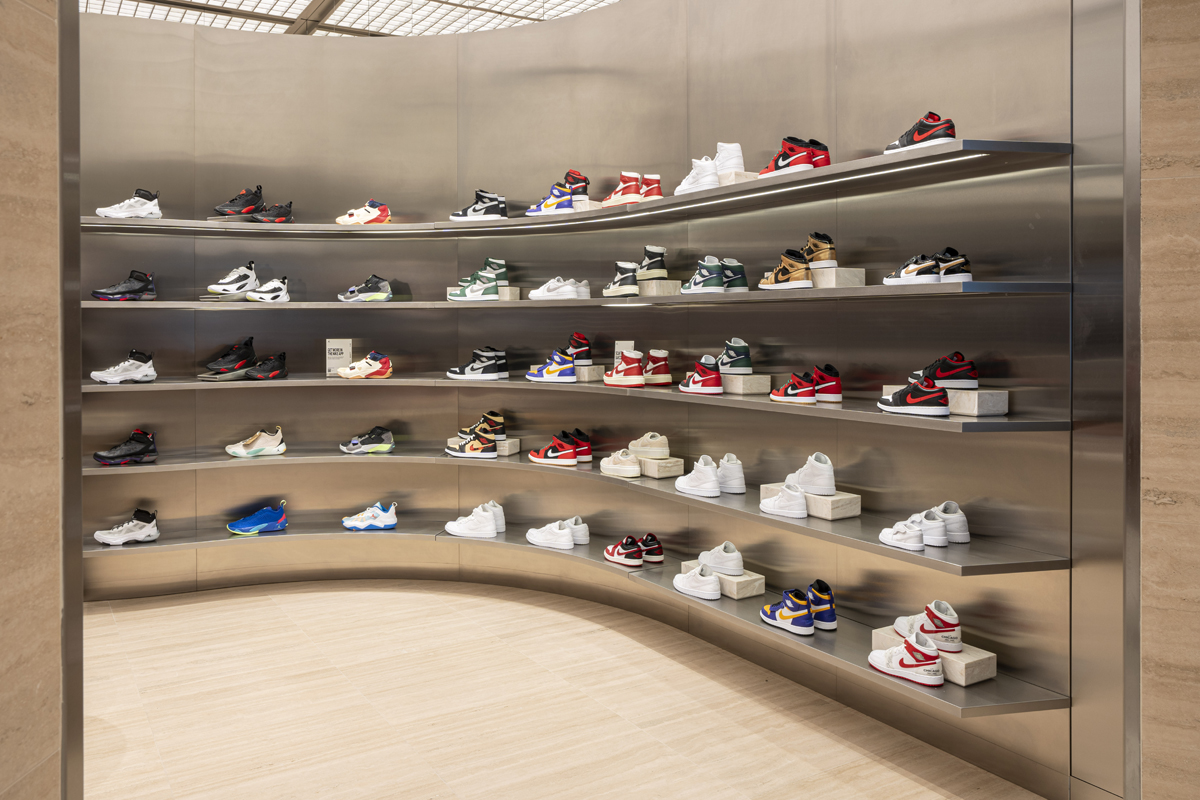OFF-WHITE™'s first flagship store in Milan