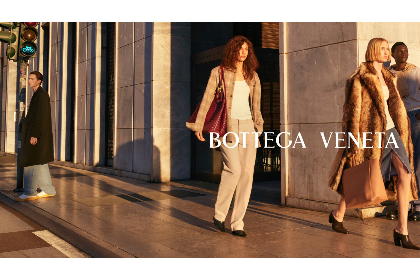 Bottega Veneta's Newest Bag by Matthieu Blazy? The Andiamo Bag - Let's Go  or No? 