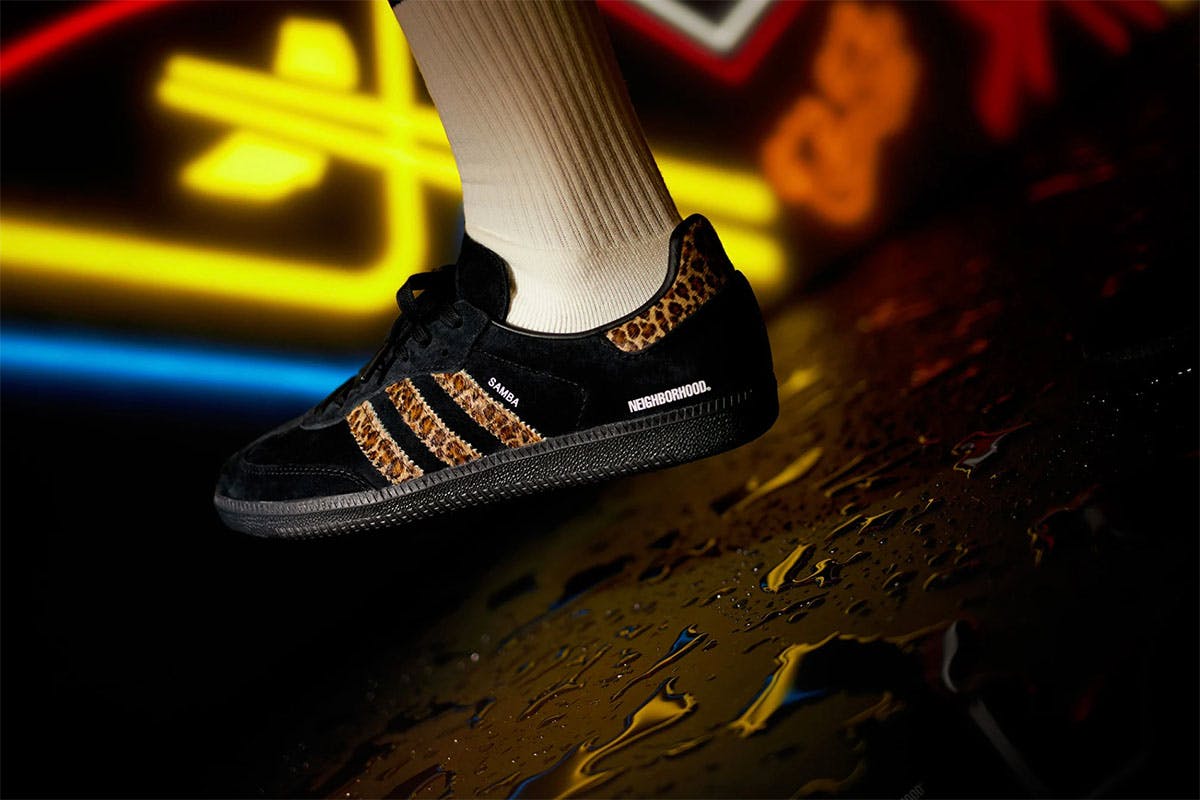 adidas gazelle silver green womens Caroline Hu x Adidas Originals Samba OG - Black main image 1