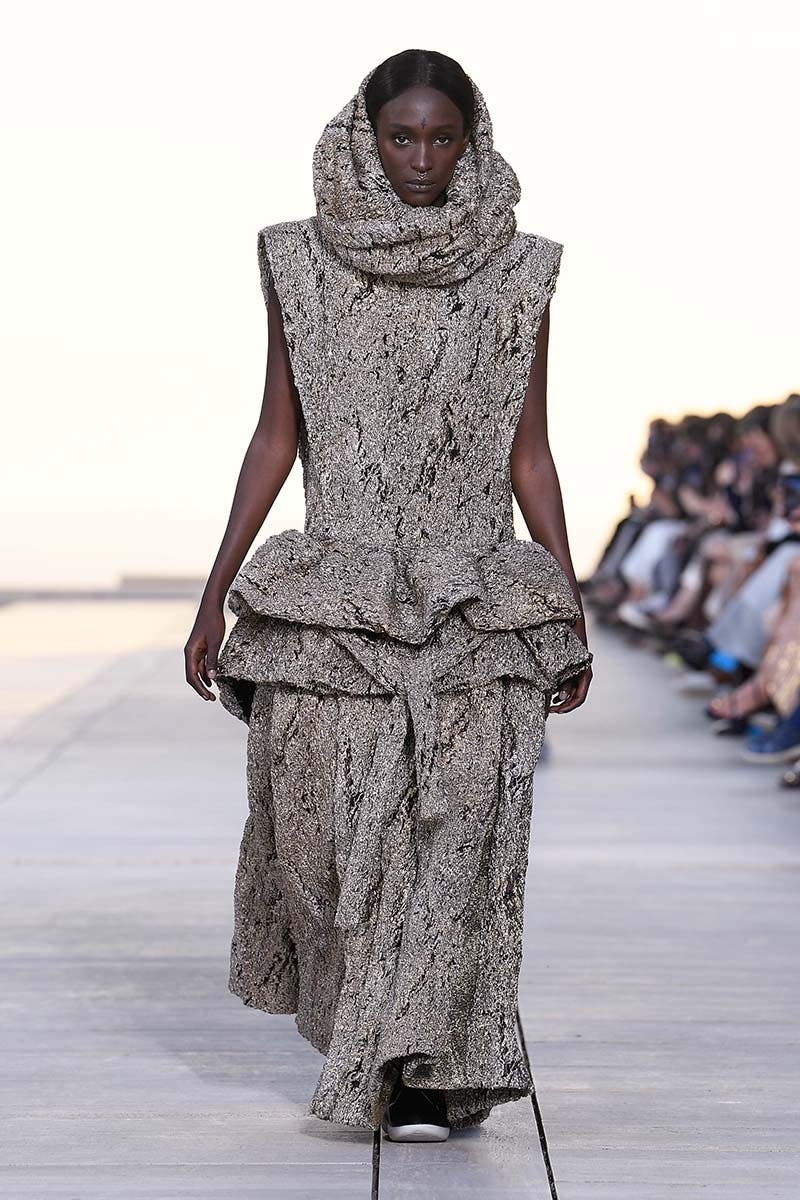 Eileen Gu Makes Her Runway Debut for the Louis Vuitton Cruise 2023 Fashion  Show