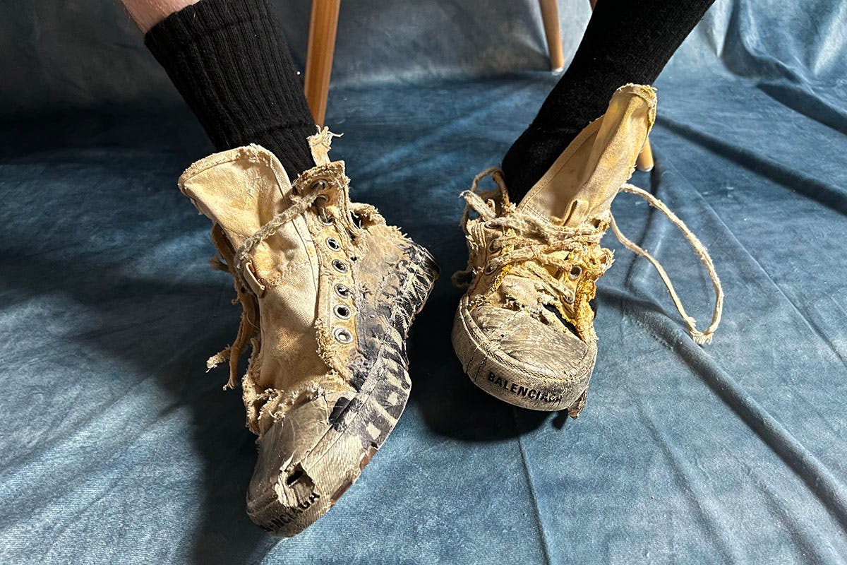 We Balenciaga's Distressed Paris Sneaker Drive