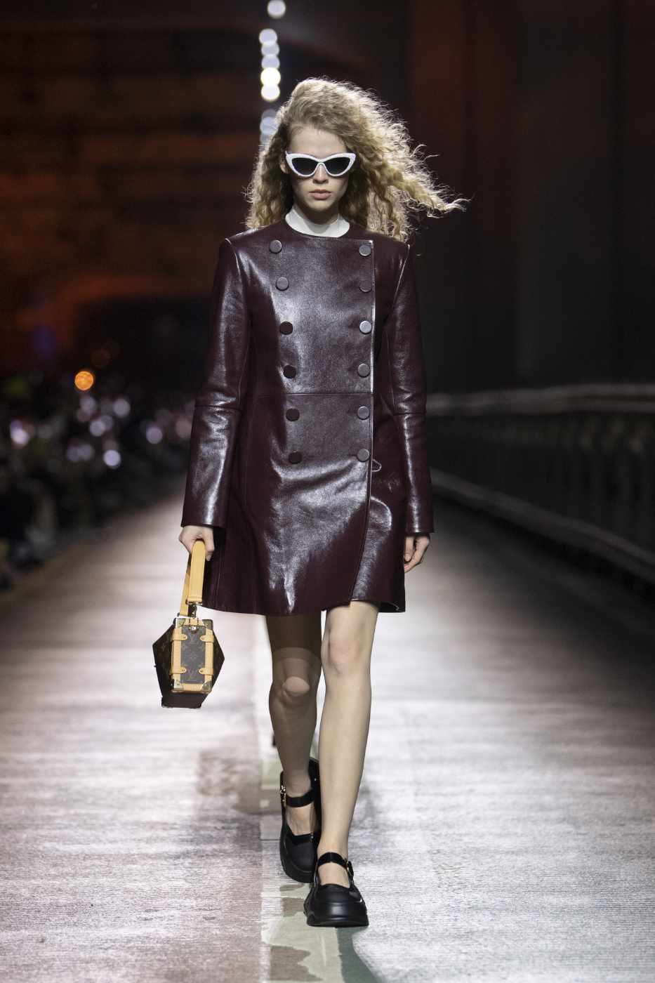 Louis Vuitton Takes Pre-Fall 2023 Collection To South Korea - EnVi