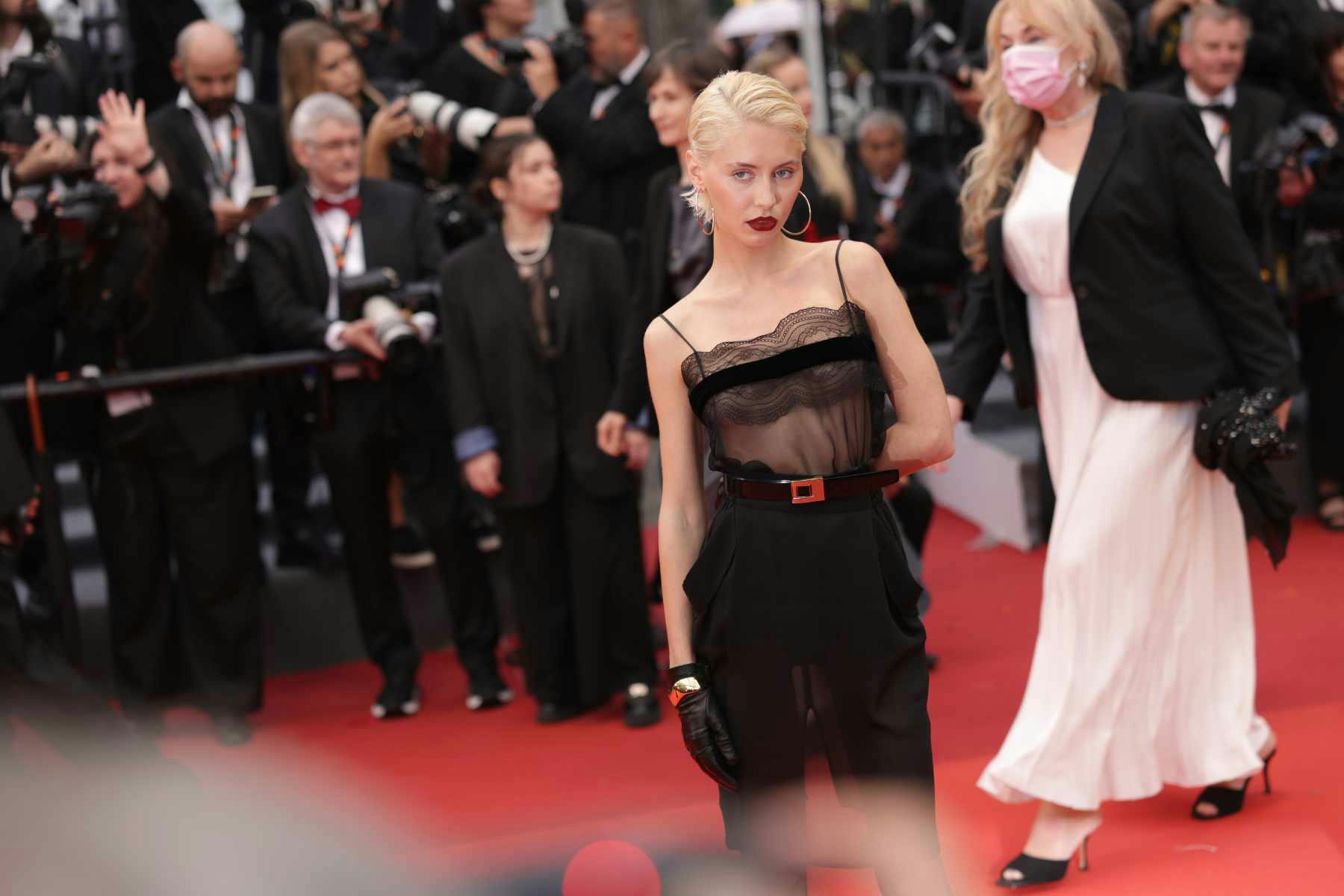 SAINT LAURENT on X: Carmen Kassovitz wearing Saint Laurent by Anthony  Vaccarello 2022 Cannes Film Festival #YSL #SaintLaurent #YvesSaintLaurent  #CarmenKassovitz #CannesFilmFestival2022  / X