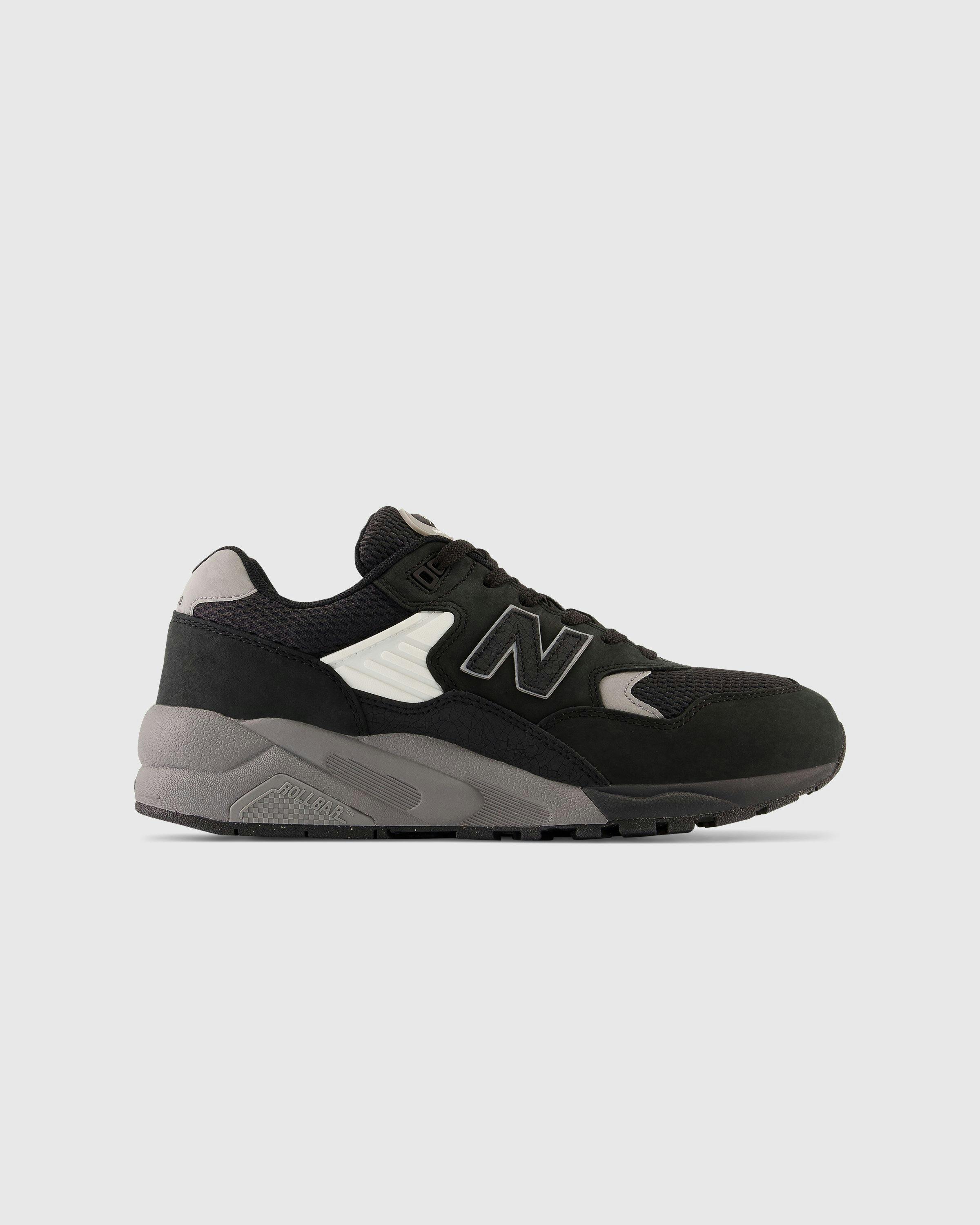 New Balance - MT 580 MDB Black - Footwear - Black - Image 1