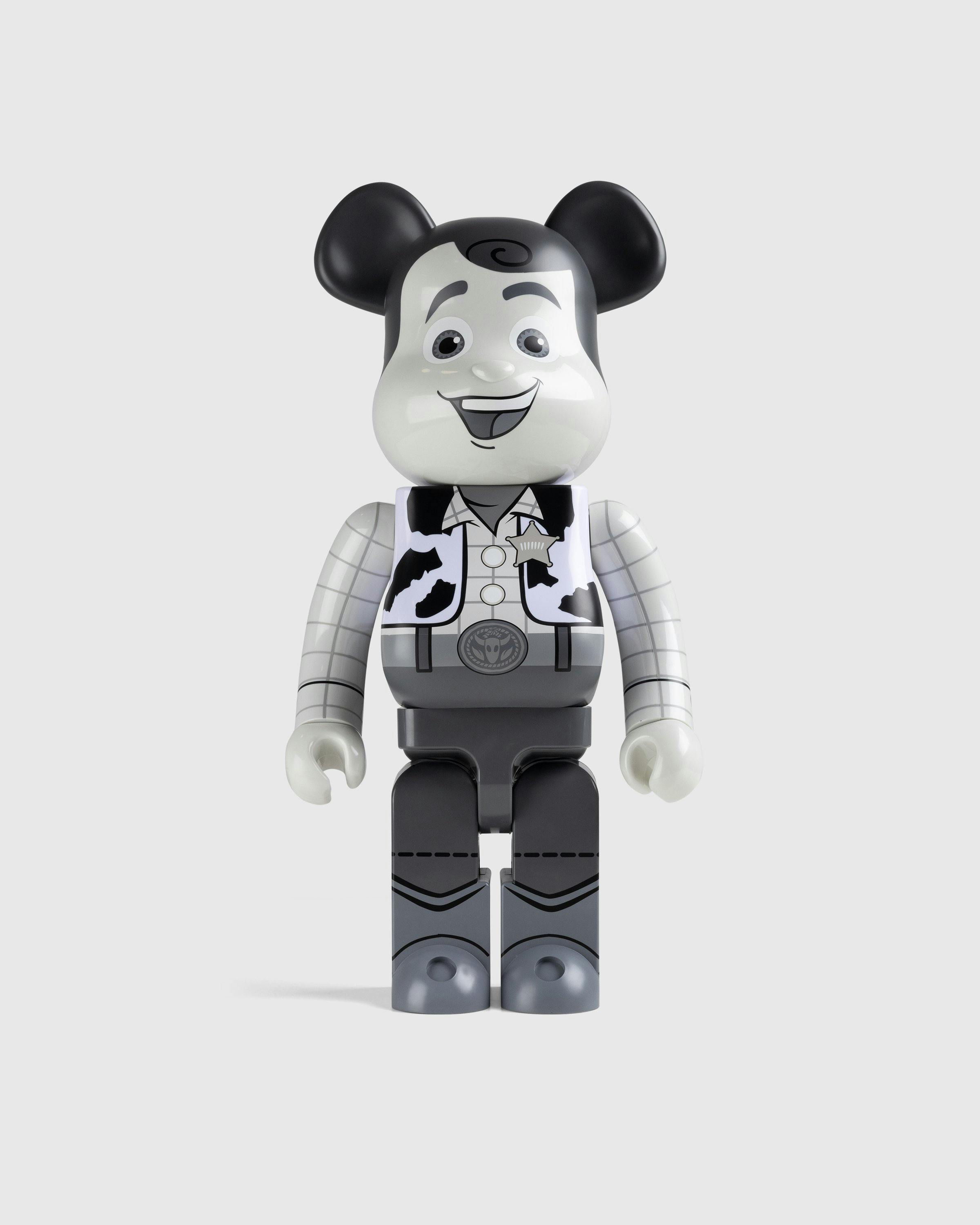 Medicom - Be@rbrick Woody (Black & White Version) 1000% Multi - Lifestyle - Multi - Image 1