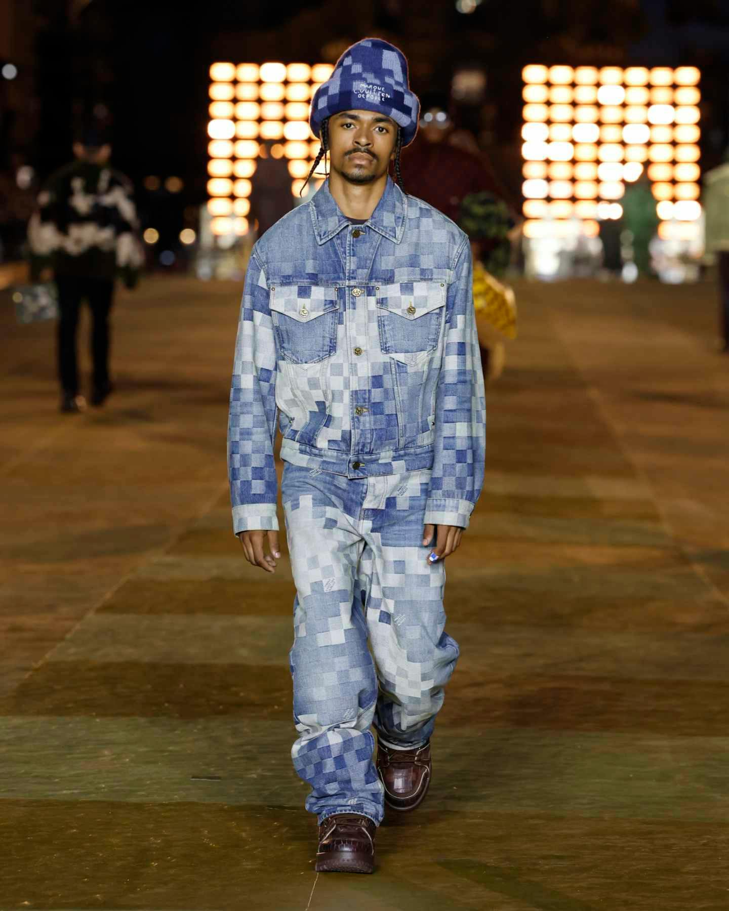 Jay Z performing at Pharrell's Louis Vuitton SS24 show in a custom