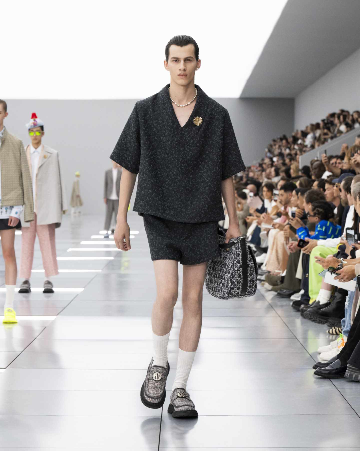 Peck Tillid ankel Trap Doors & Giant Hats at Dior's SS24 Menswear Collection