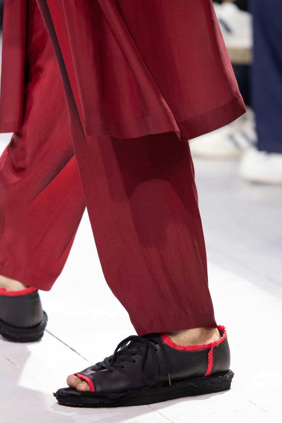 All the Details From Yohji Yamamoto's SS24 Runway Collection