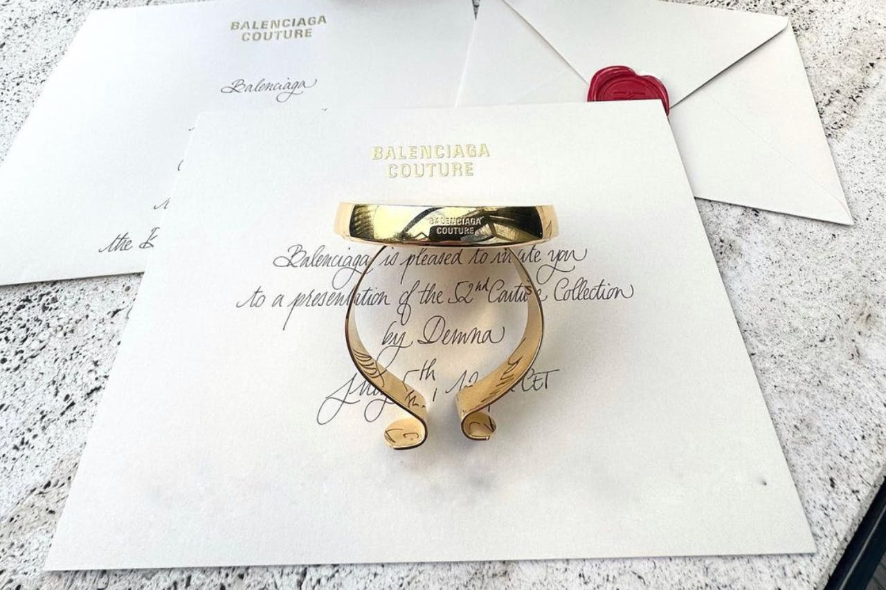 Tổng hợp hơn 62 về balenciaga brand identity cdgdbentreeduvn #14 Tổng hợp hơn 62 về balenciaga brand identity cdgdbentreeduvn