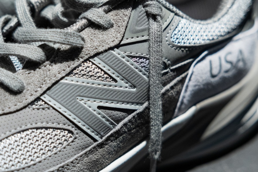 The WTAPS x New Balance's 990v6 grey sneaker collab