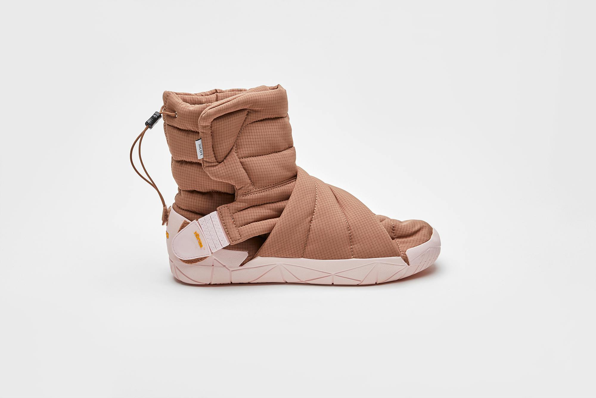 Suicoke's FW23 Collection Can Stand the Rain Suicoke's FW23 Collection Can Stand the Rain