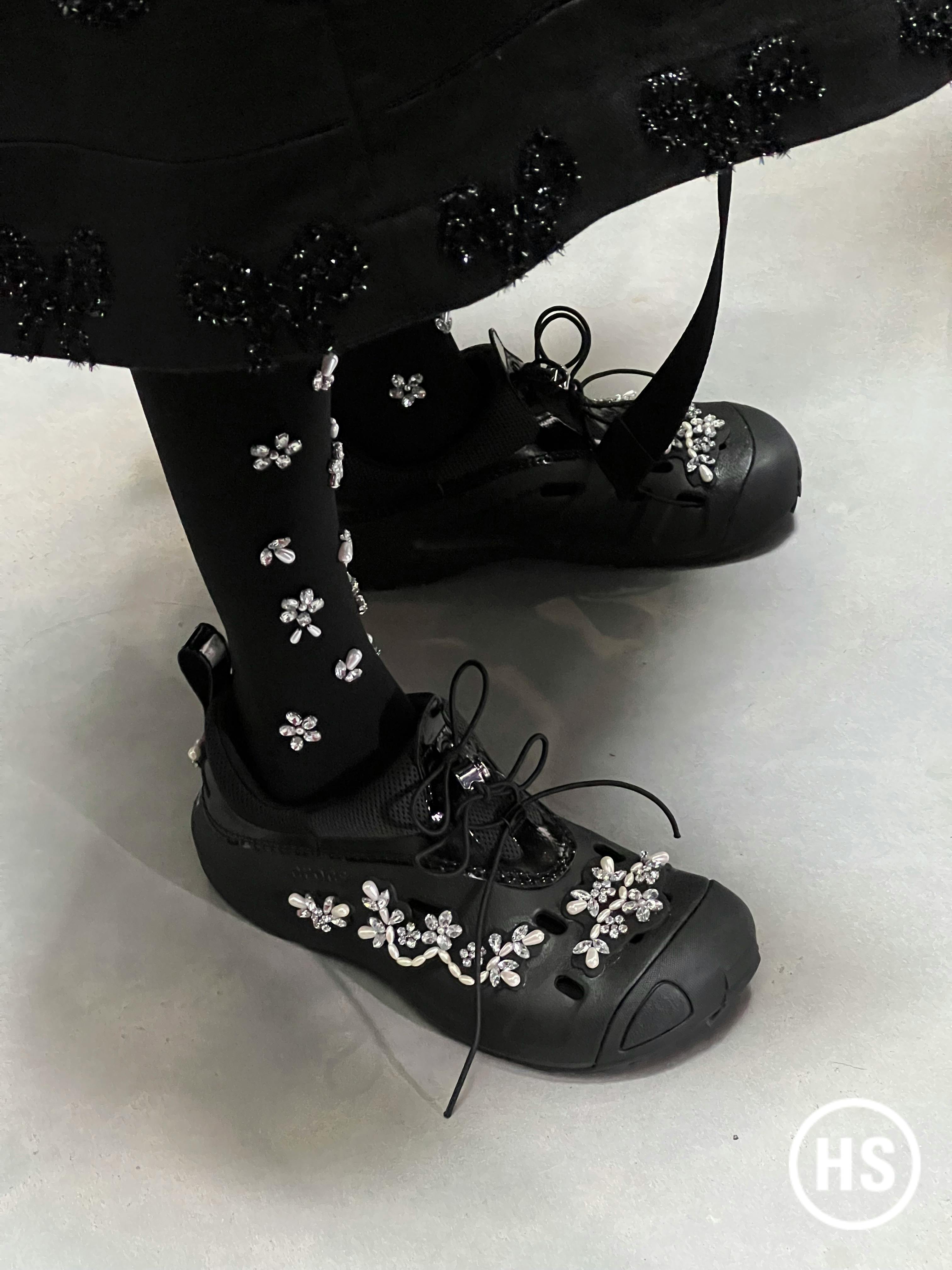 Simone Rocha x Crocs - Quick Trail (black) RARE DEADSTOCK