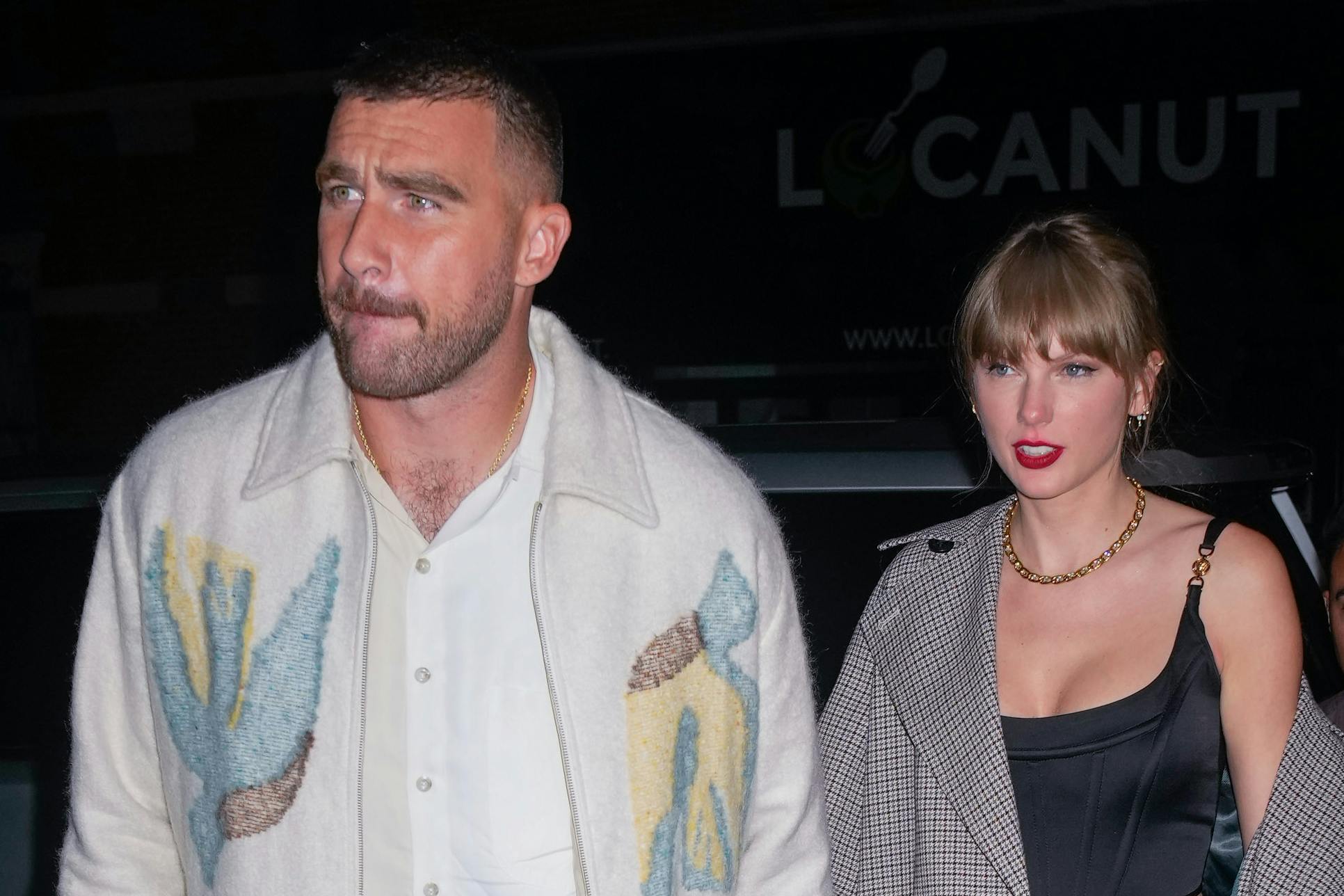 travis kelce taylor swift date night outfits