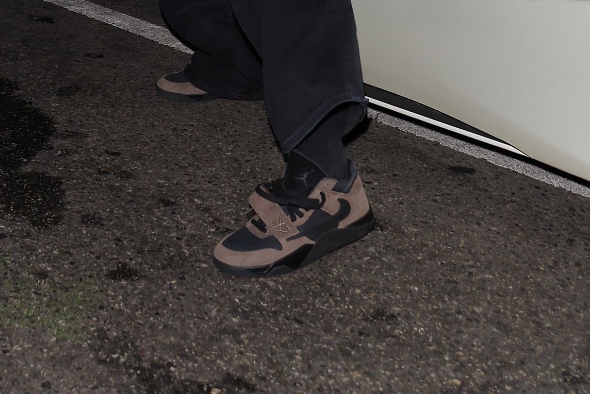 travis scott pink and brown shoes