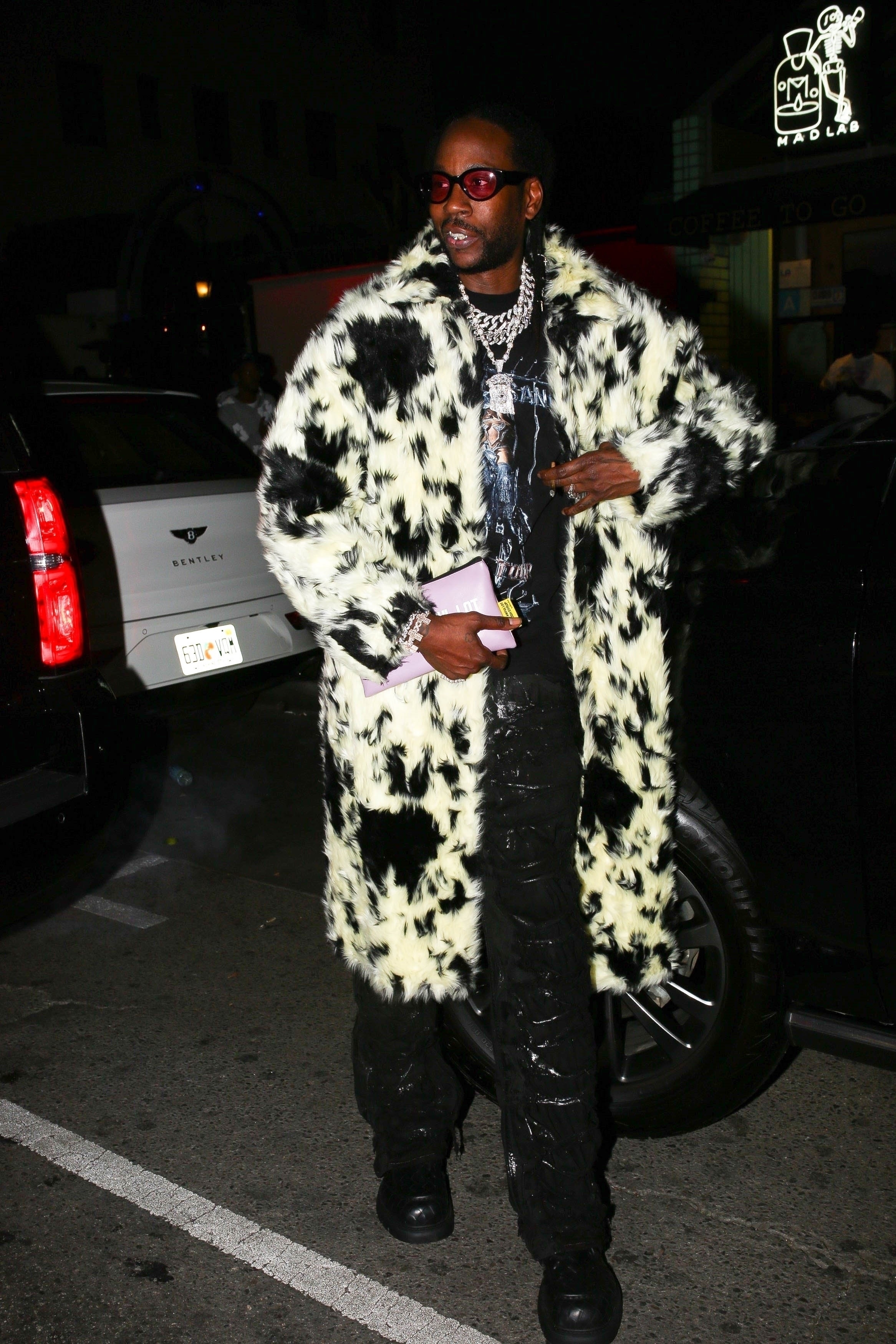2 chaiz fur coat outfit