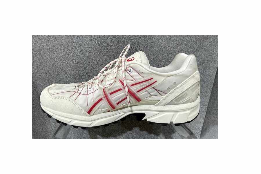 A photo of ASICS' GEL-Sonoma 15-50 sneakers made of upcycled airbags in an off-white colorway