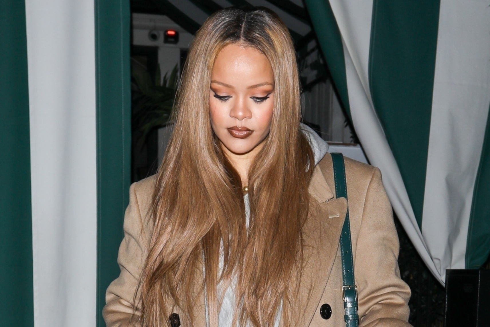 rihanna blonde hair 2023 outfit