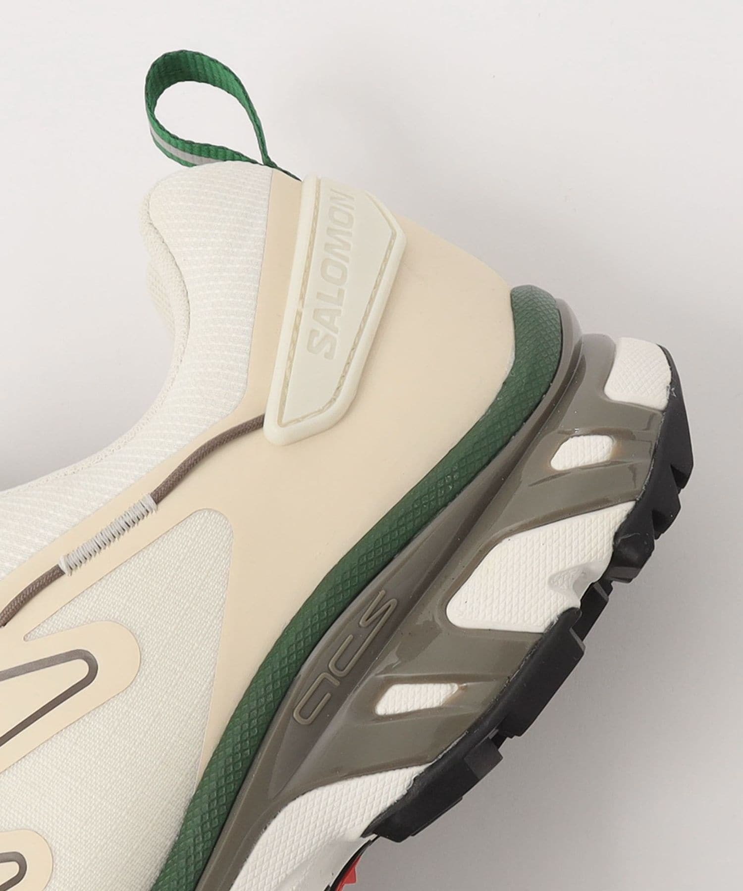 Salomon & BEAUTY & YOUTH UNITED ARROWS' XT-Rush 2 GORE-TEX sneaker collab in beige and cream colorway