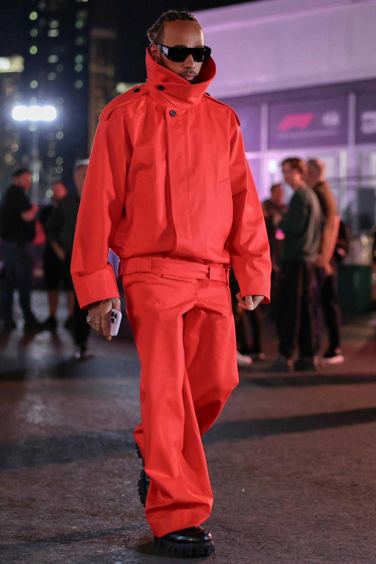 Lewis Hamilton of Mercedes before third practice ahead of the Formula 1 Las Vegas Grand Prix at Las Vegas Strip Circuit in Las Vegas, United States on November 17, 2023.