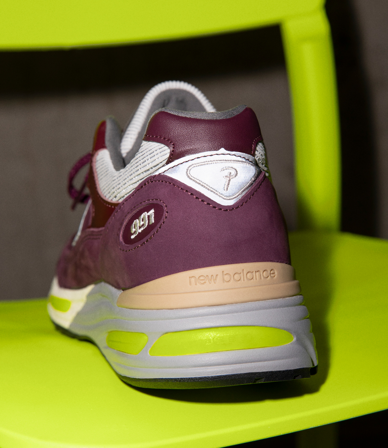 Patta & New Balance have reunited for Fall/Winter 2023 for two deliciously colorful takes on the latter's techy 991v2 silhouette.