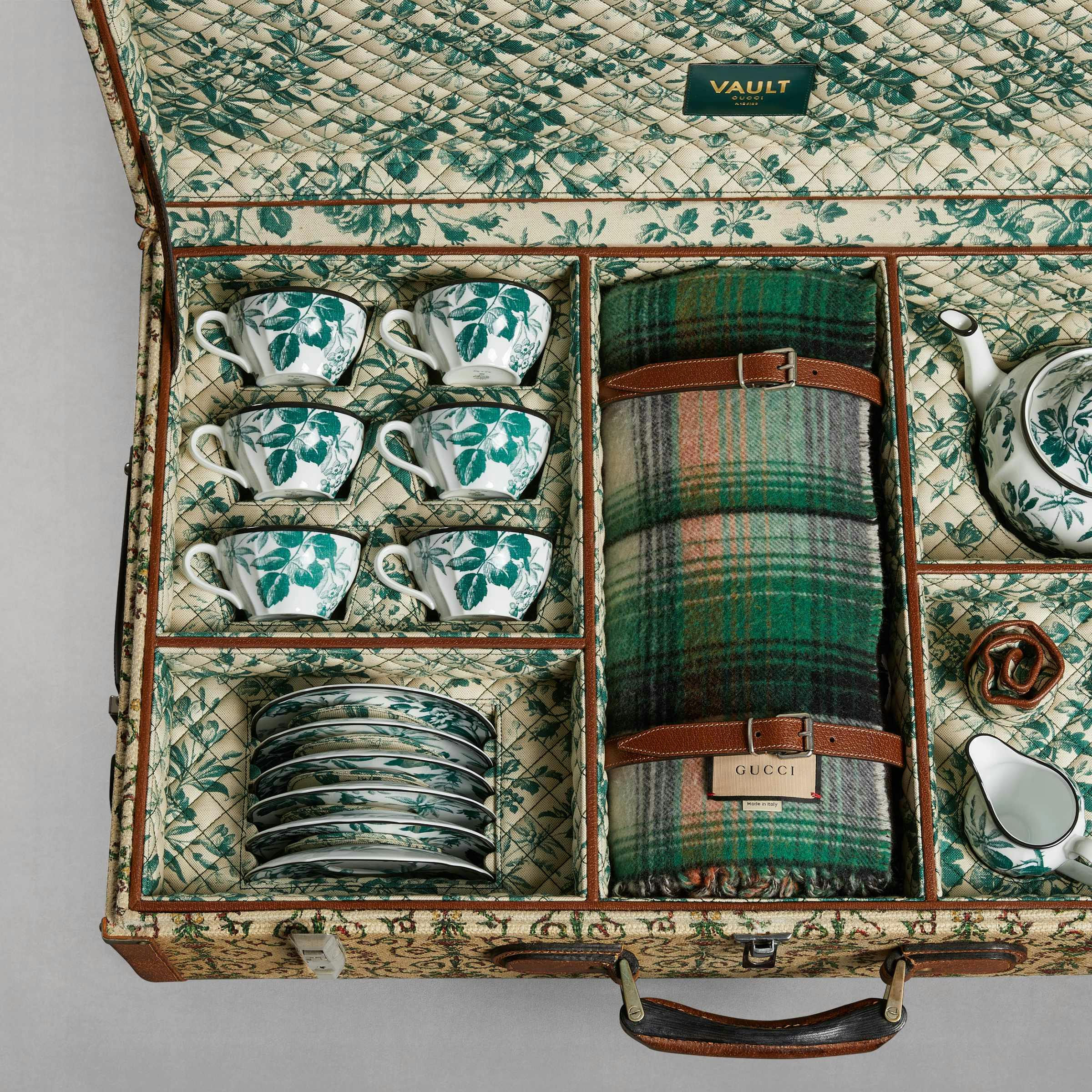 Vintage Gucci bags & trunks for sale at auction