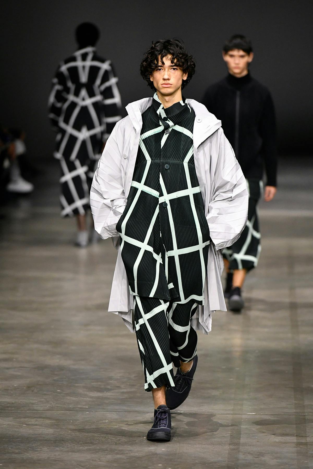 Runway at Homme Plissé Issey Miyake Mens Fall 2023 photographed on January 19, 2023 in Paris, France.