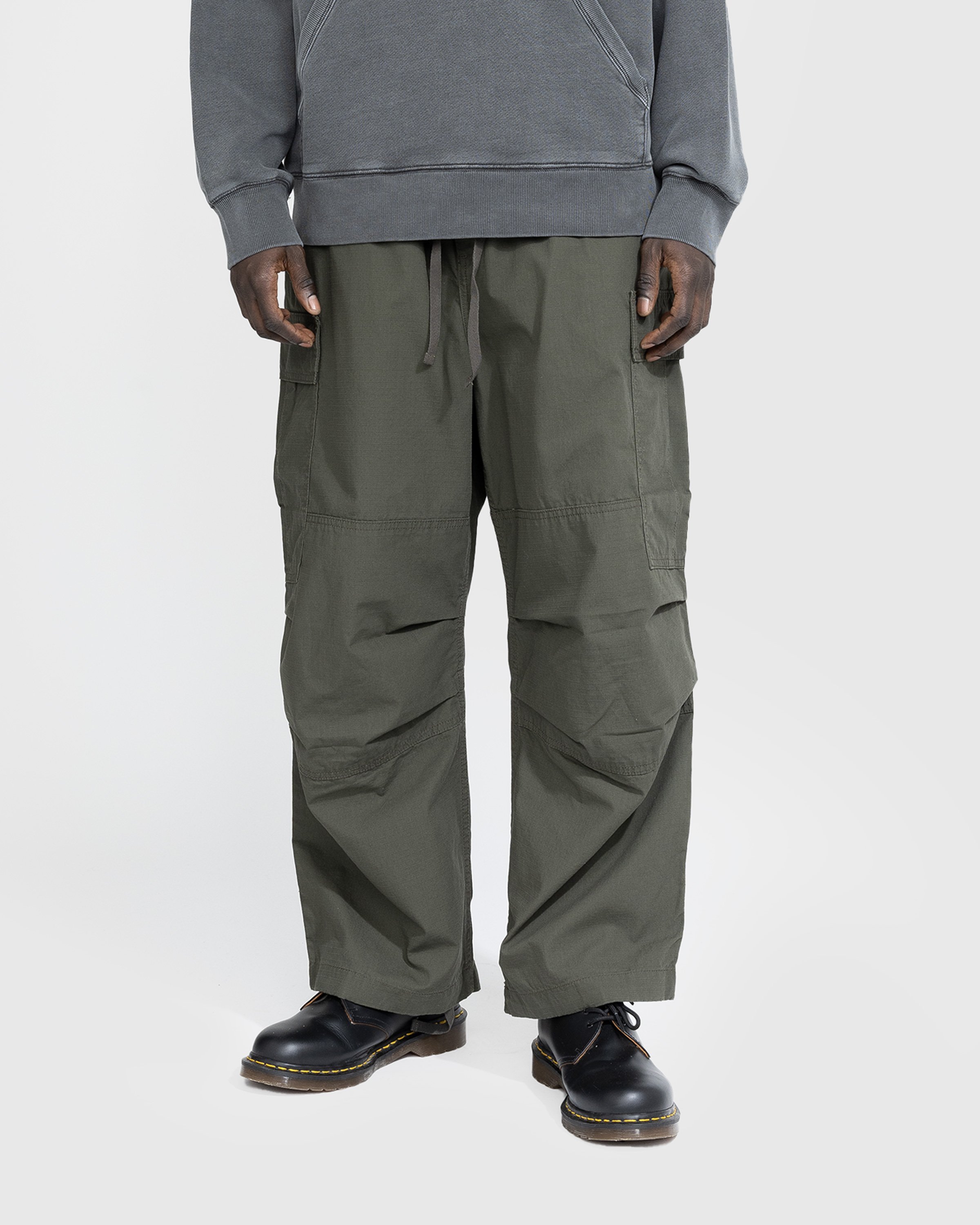 Carhartt WIP - Jet Cargo Pant Cypress/Rinsed - Clothing - Green - Image 2
