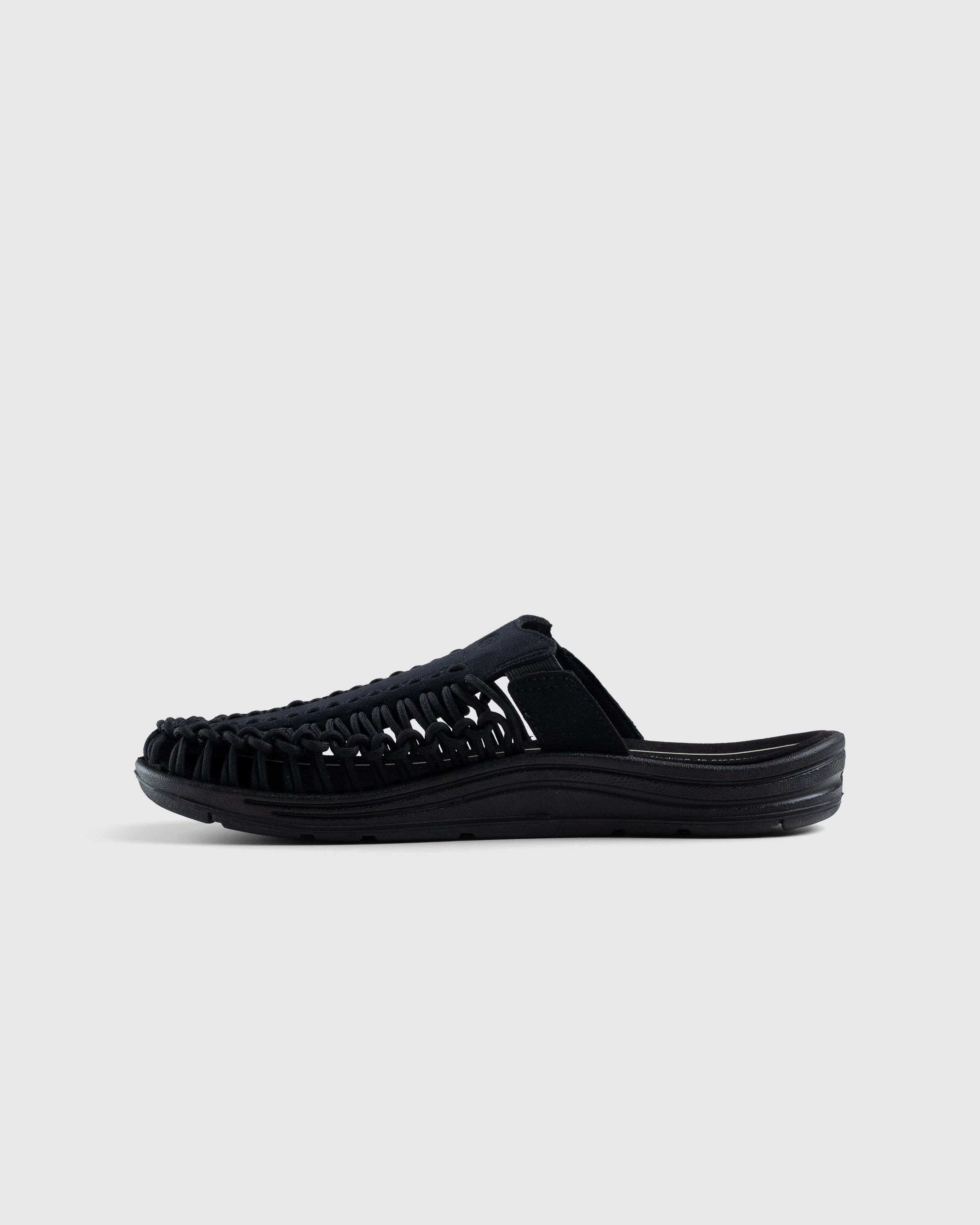 Keen - Uneek II Slide Black - Footwear - Black - Image 2