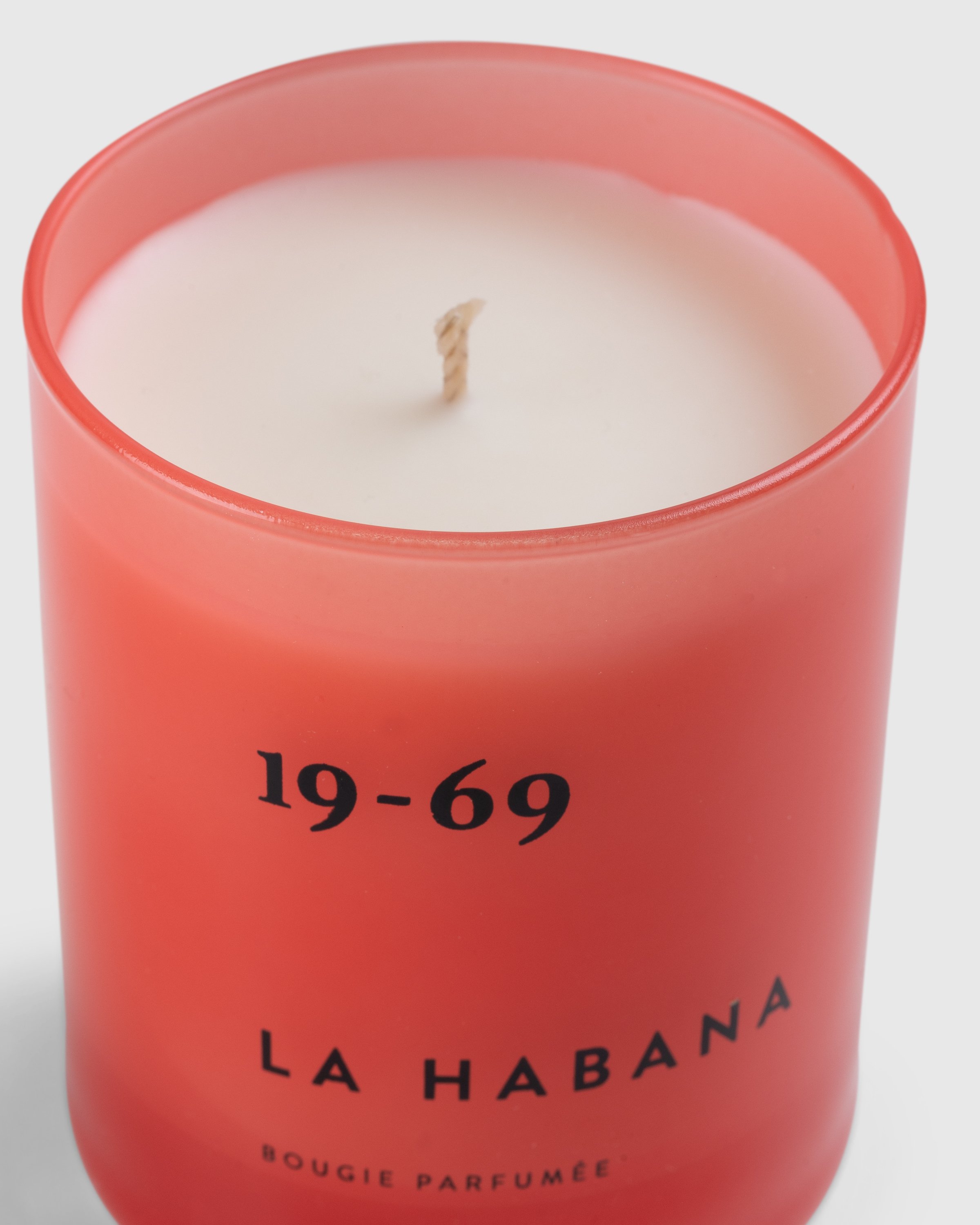 19-69 - La Habana BP Candle - Lifestyle - Red - Image 3