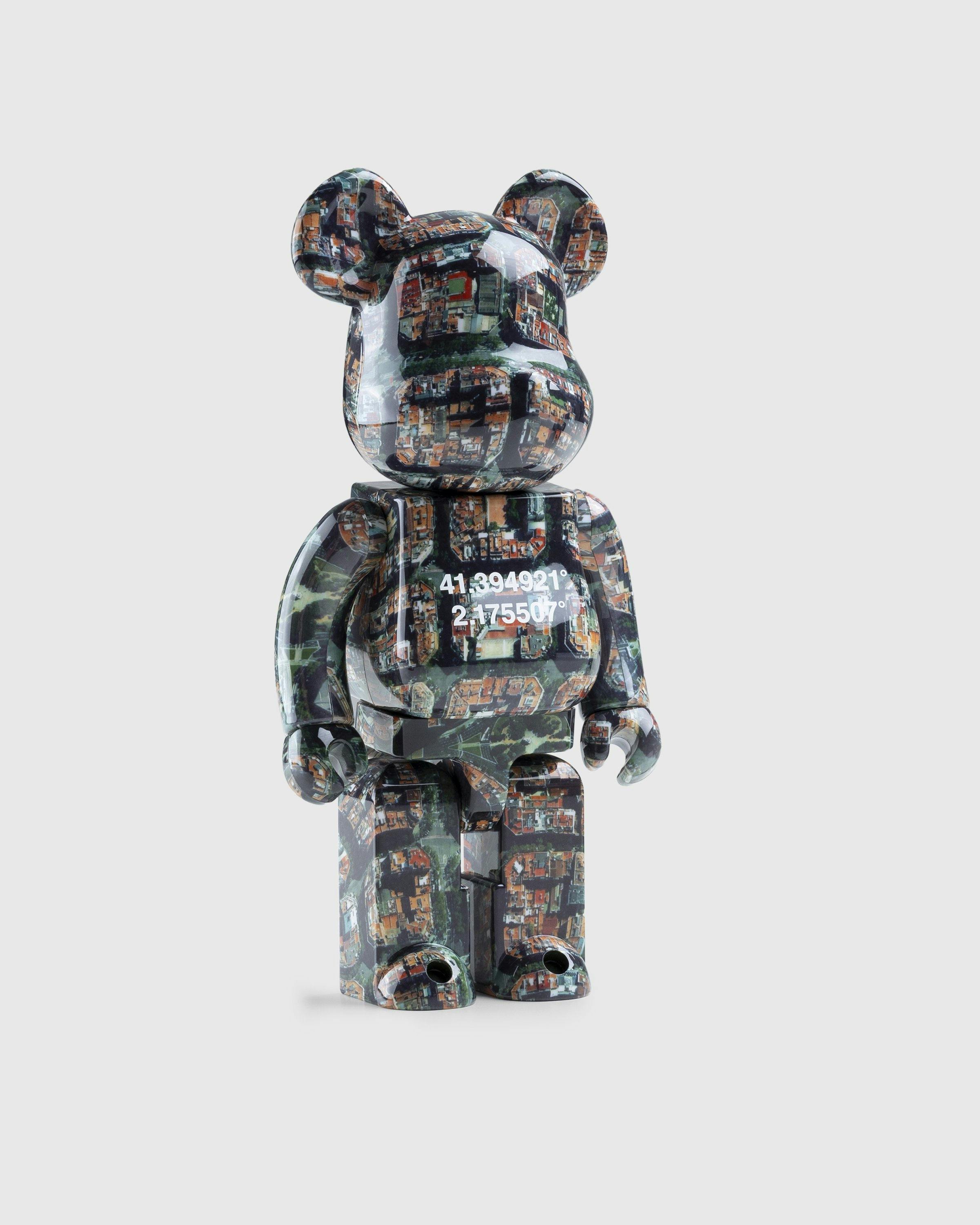 Medicom - Be@rbrick Benjamin Grant Overview Barcelona 1000% Multi - Lifestyle - Multi - Image 3