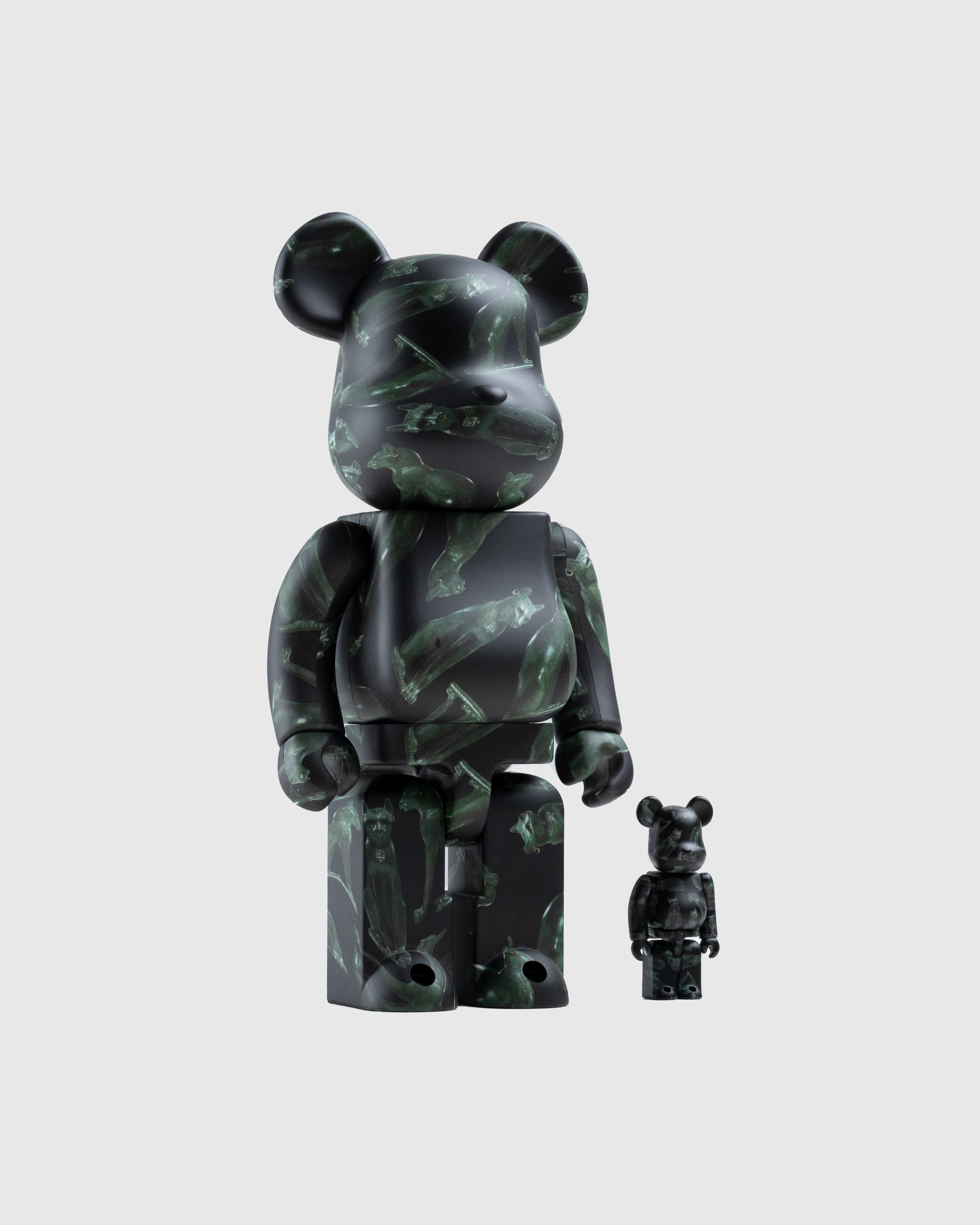 Medicom - Be@rbrick The British Museum The Gayer-Anderson Cat 100% and 400% Set Grey - Lifestyle - Grey - Image 2