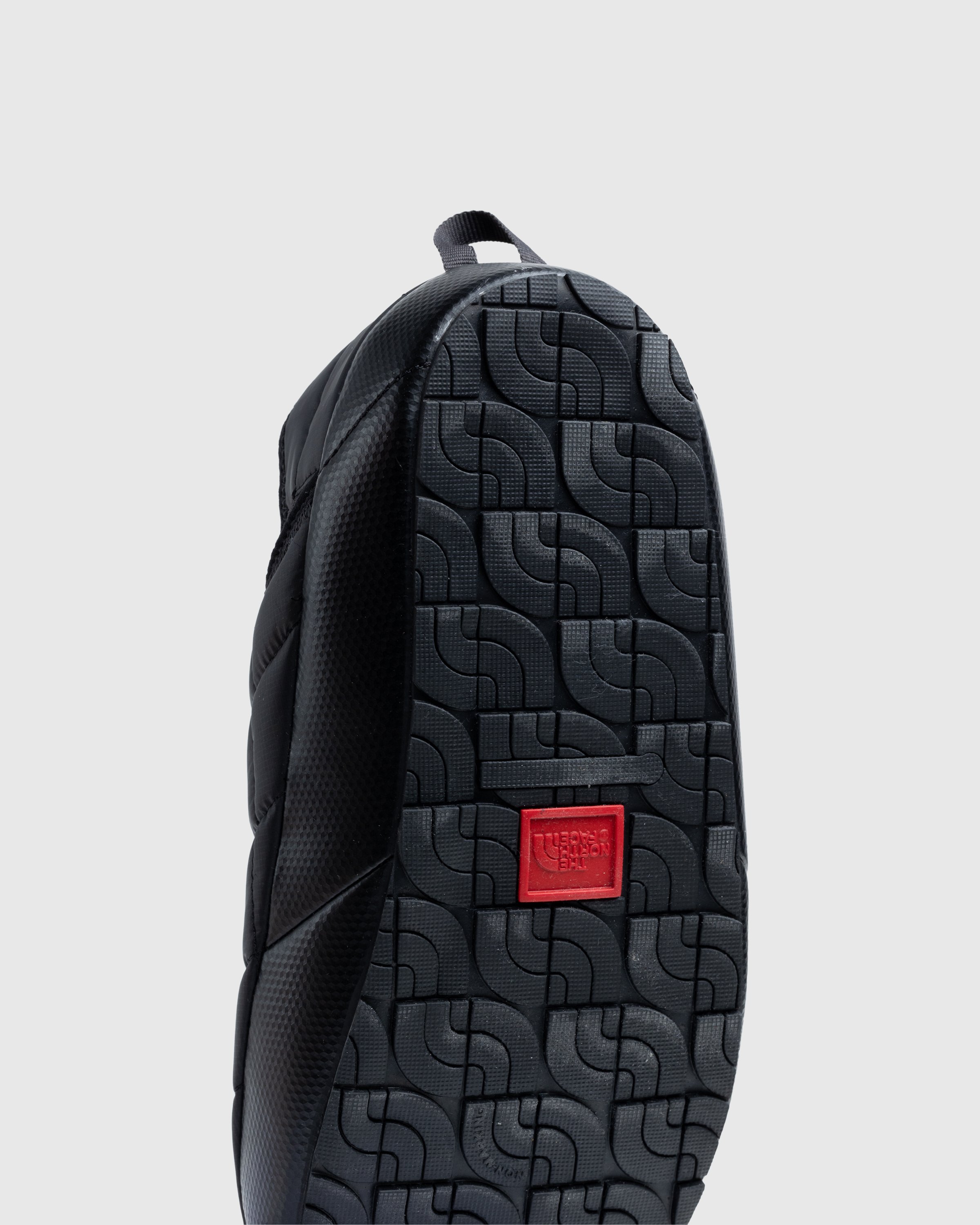 The North Face - ThermoBall Traction Mules V TNF Black/White - Footwear - Black - Image 6