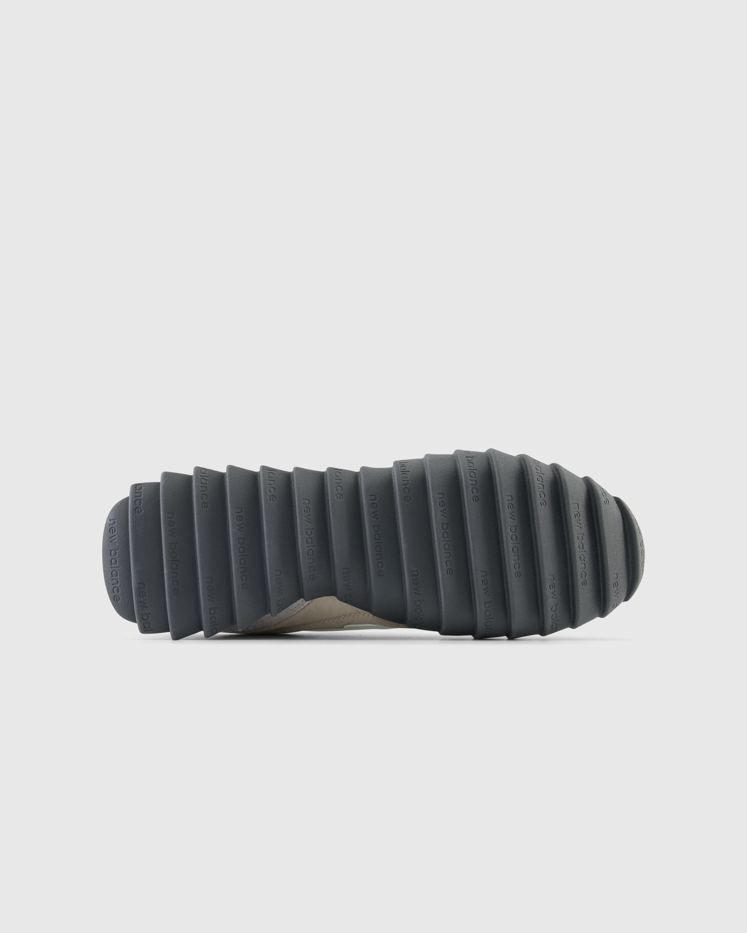 New Balance - URC30EC MOONROCK - Footwear - Grey - Image 4